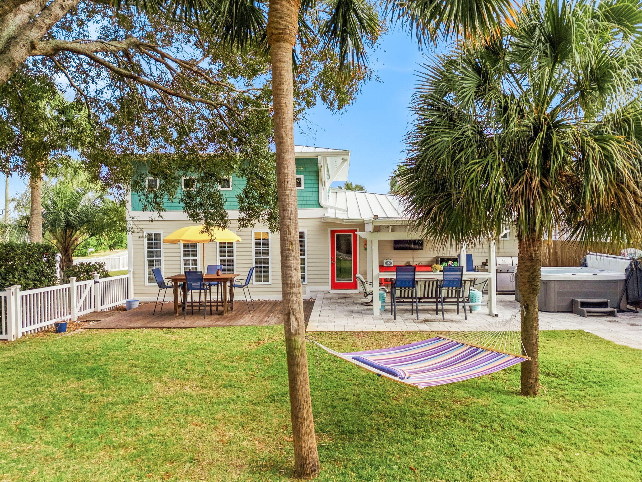 HOLIDAY BEACH UNIT 07 - Residential