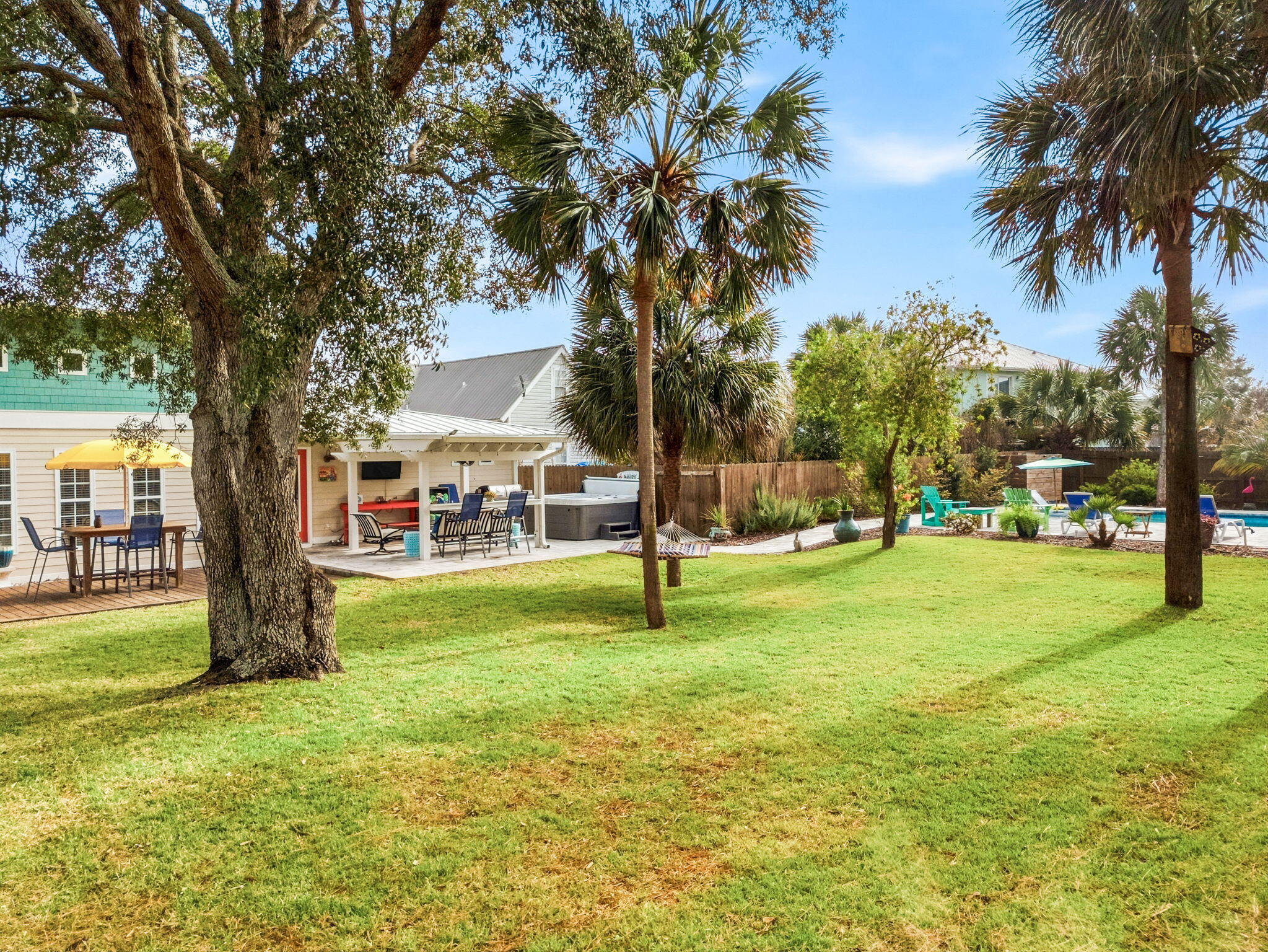 HOLIDAY BEACH UNIT 07 - Residential