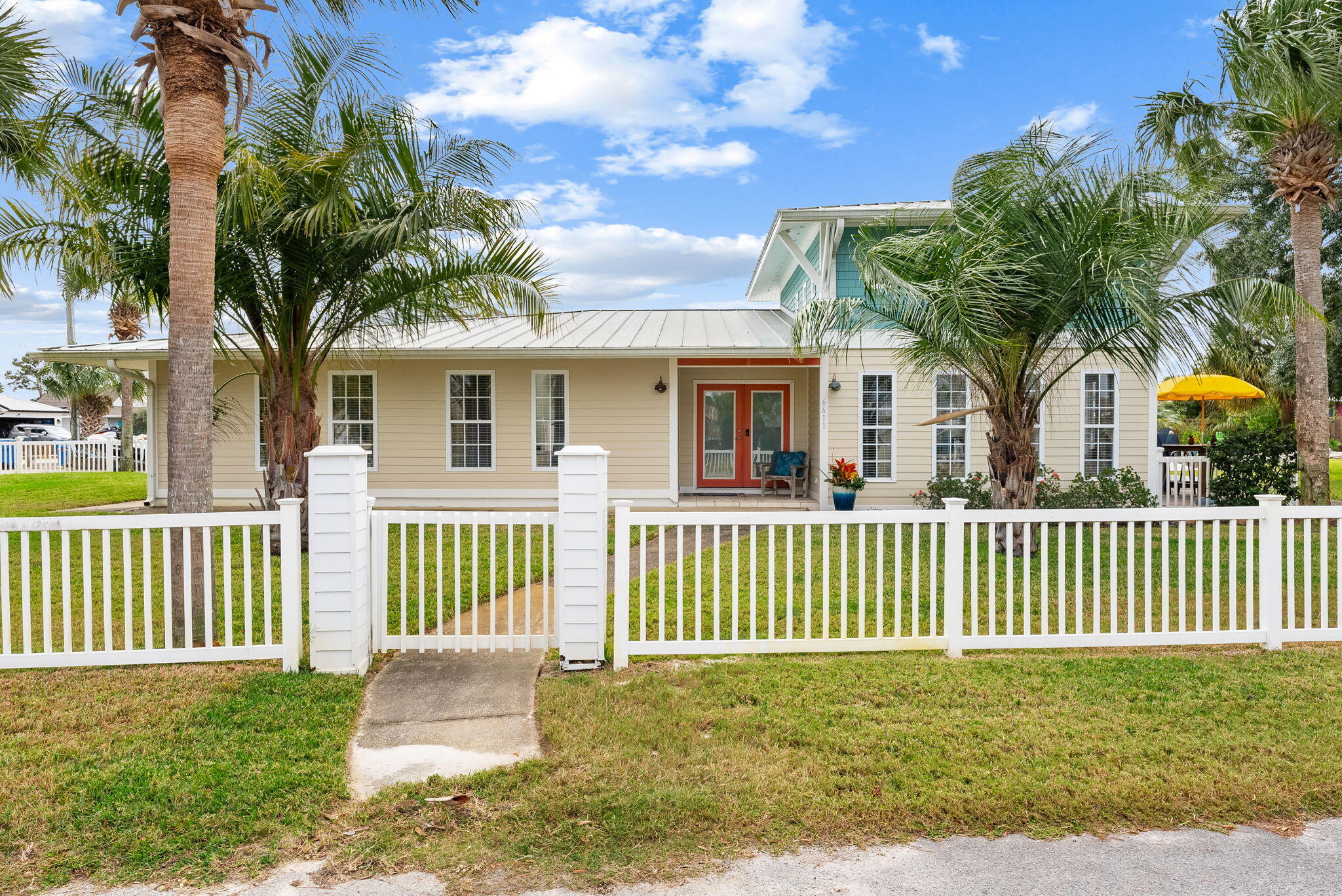 HOLIDAY BEACH UNIT 07 - Residential