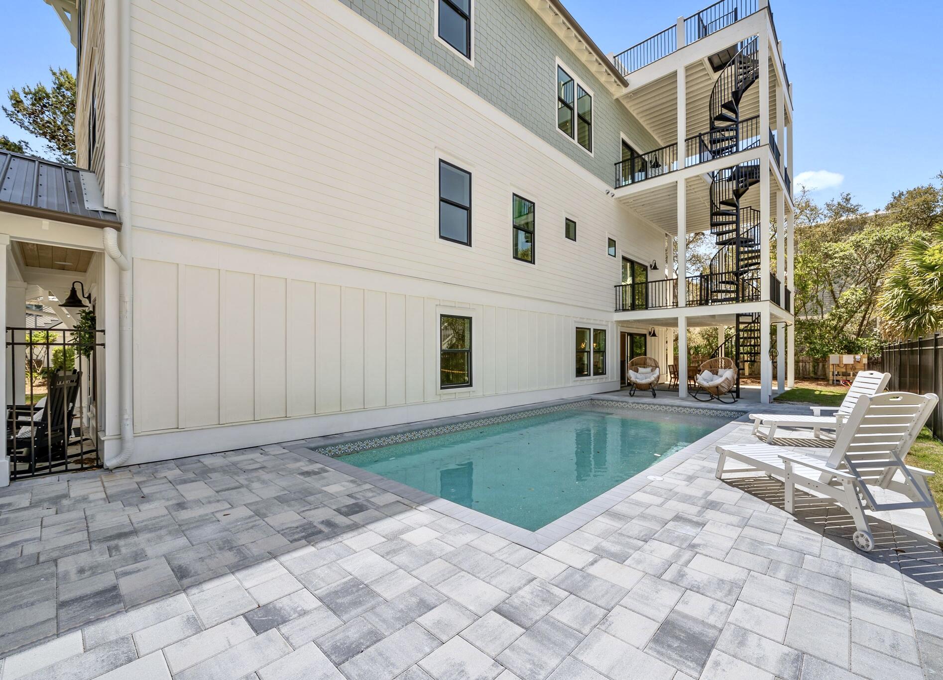 GULFVIEW HEIGHTS - Residential