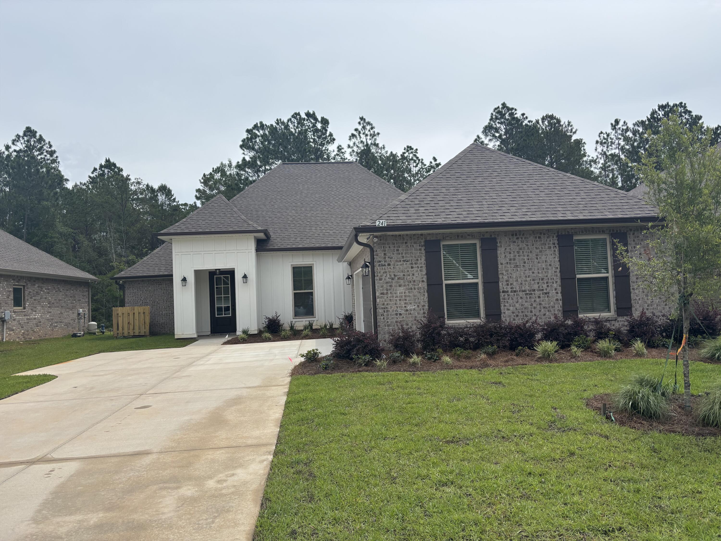 HAMMOCK BAY - STARBURST - Residential