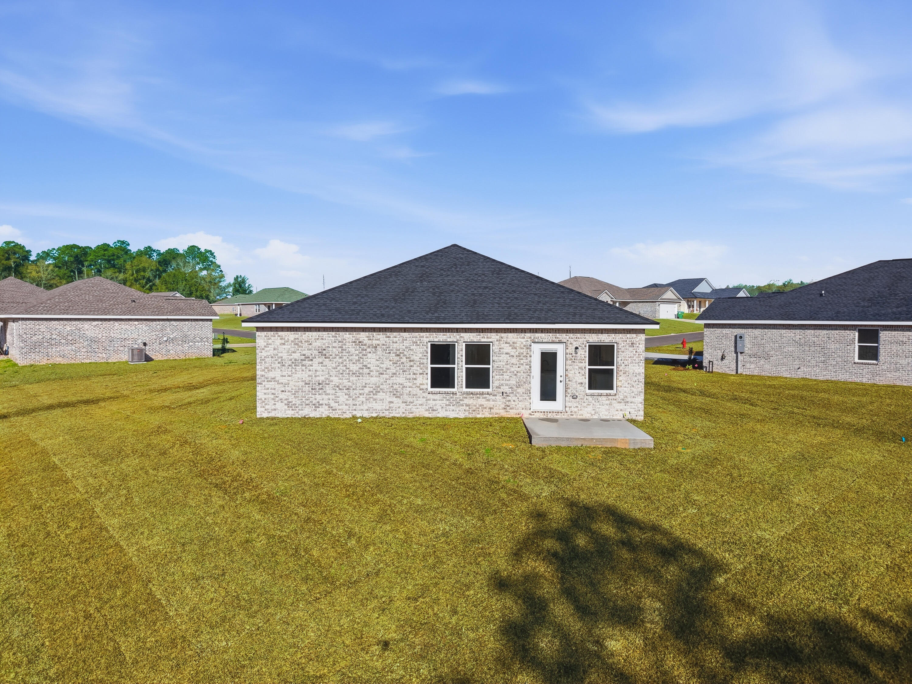 SOUTHERN DAY CHATEAU - Residential