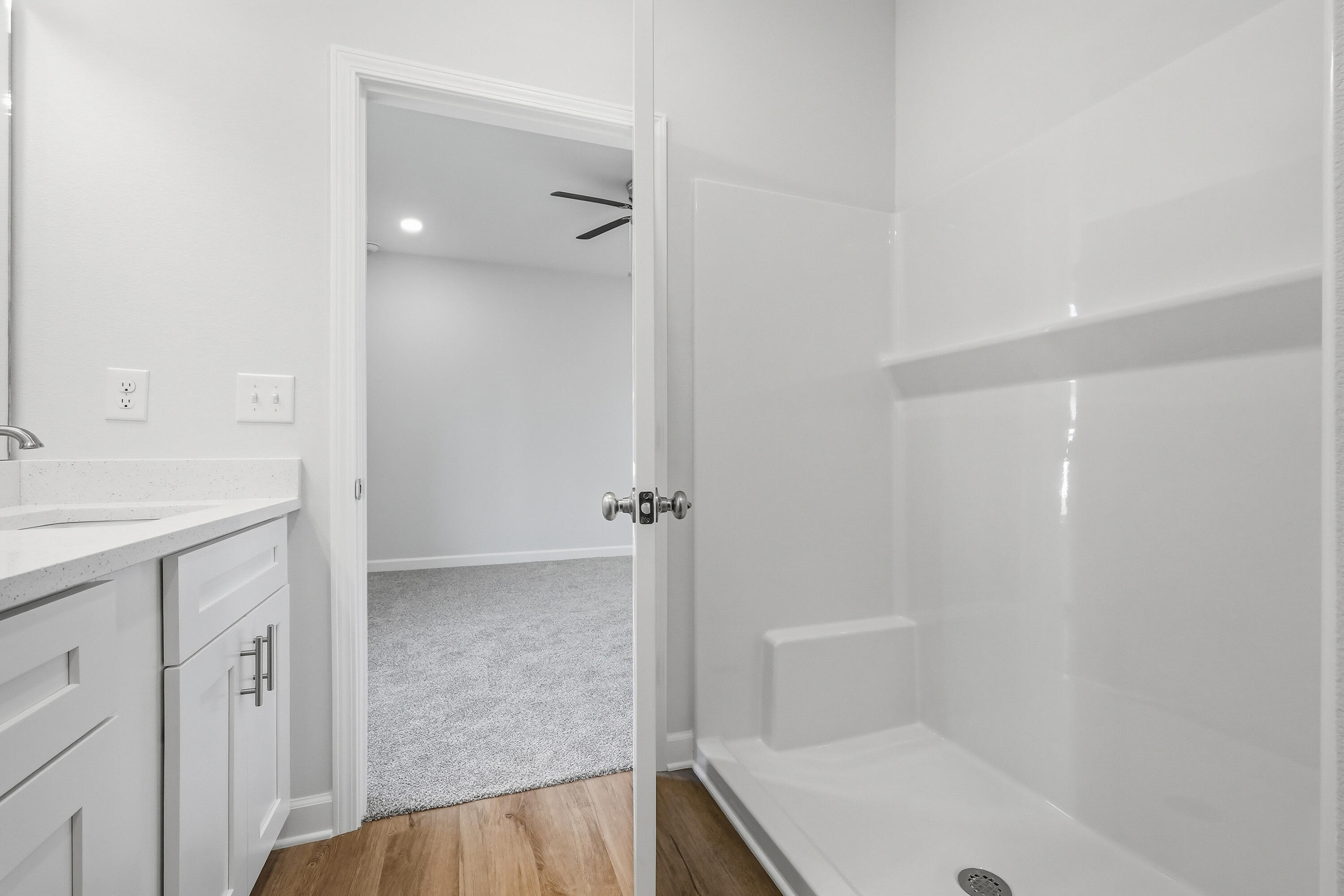 SOUTHERN DAY CHATEAU - Residential