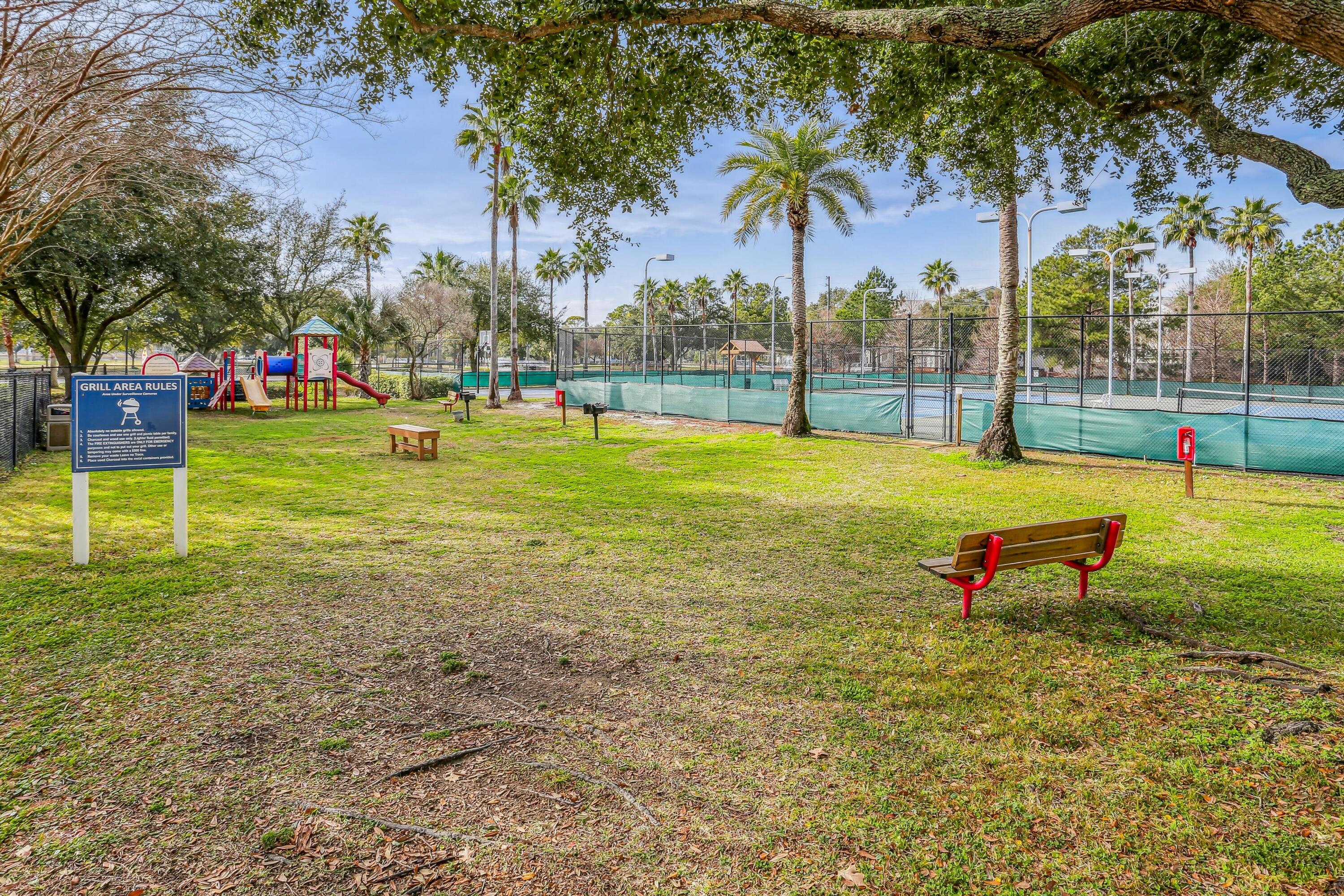 THE PALMS OF DESTIN - Residential