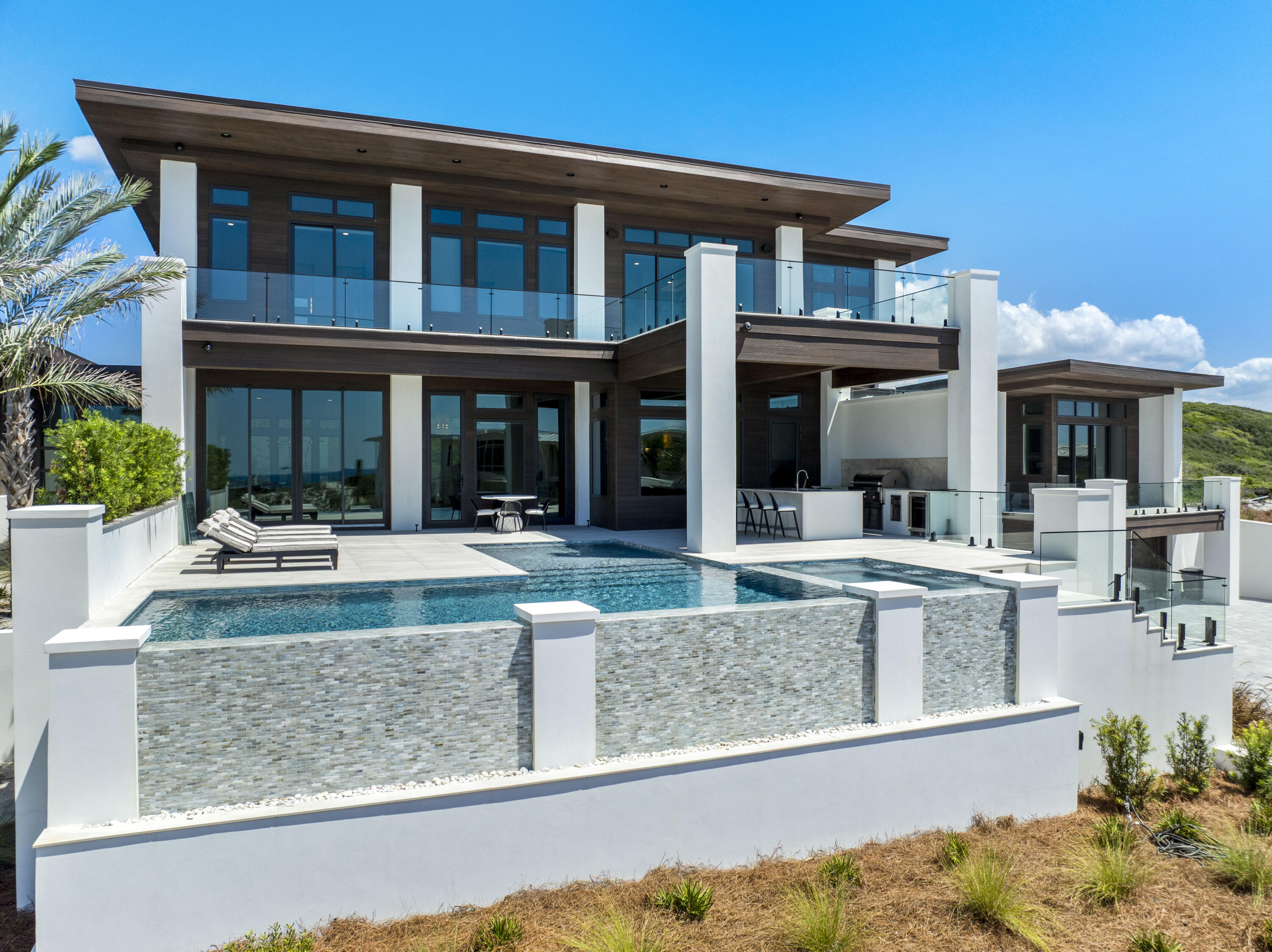 FOUR MILE VILLAGE - Residential