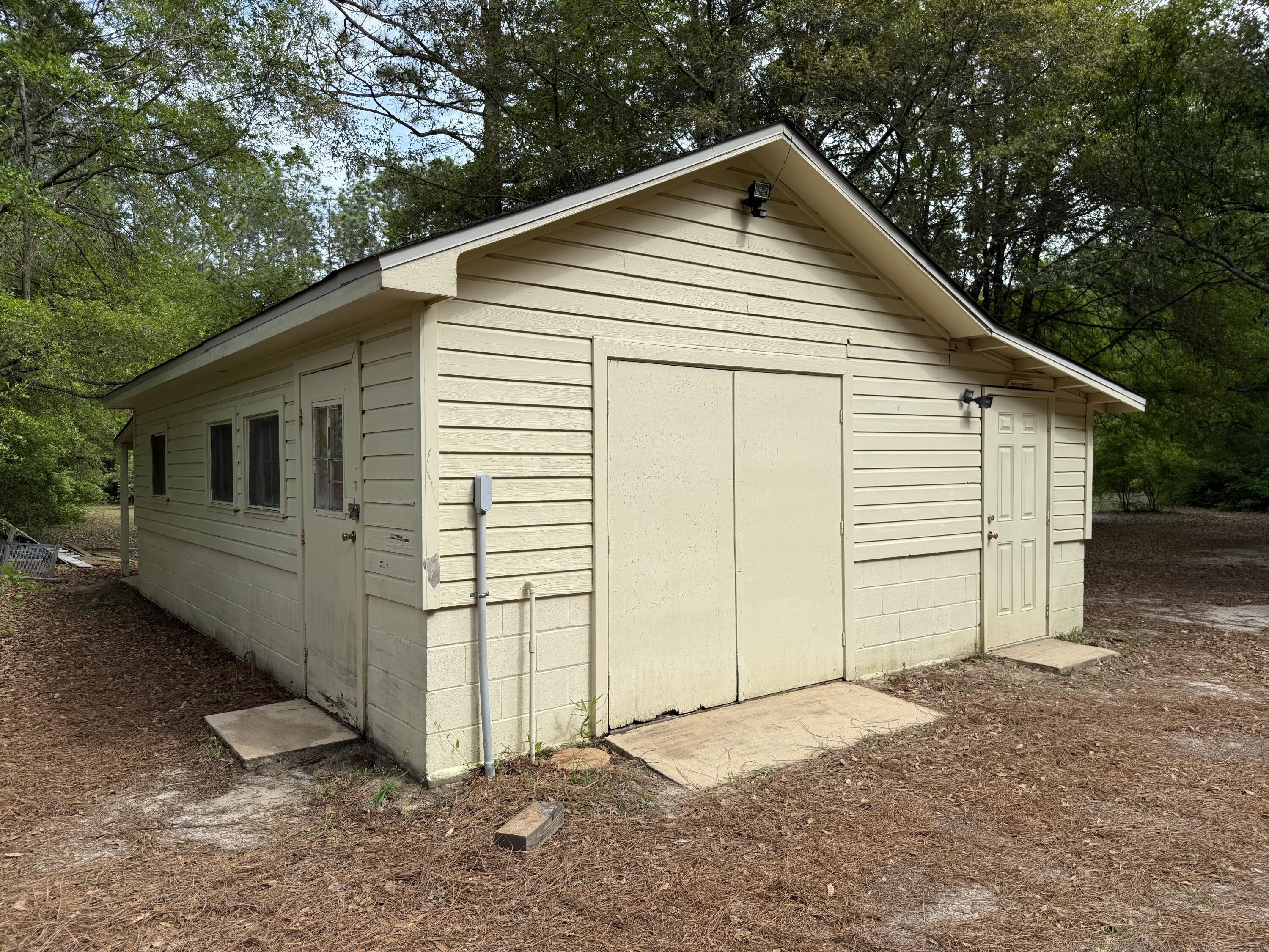 METES & BOUNDS - Residential