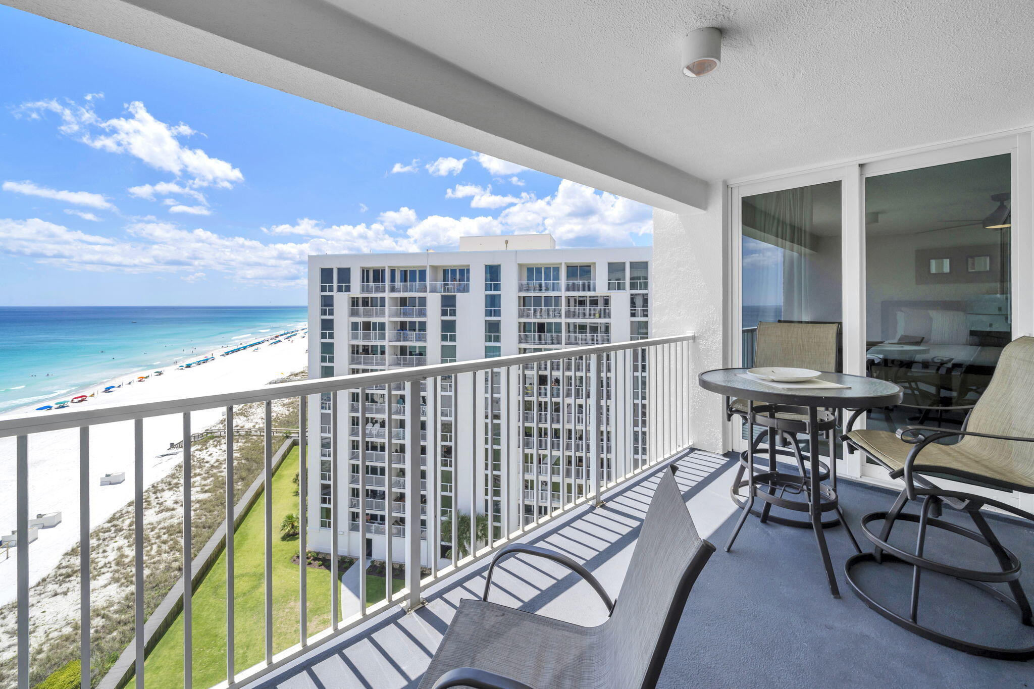 SHORELINE TOWERS 1 - Residential
