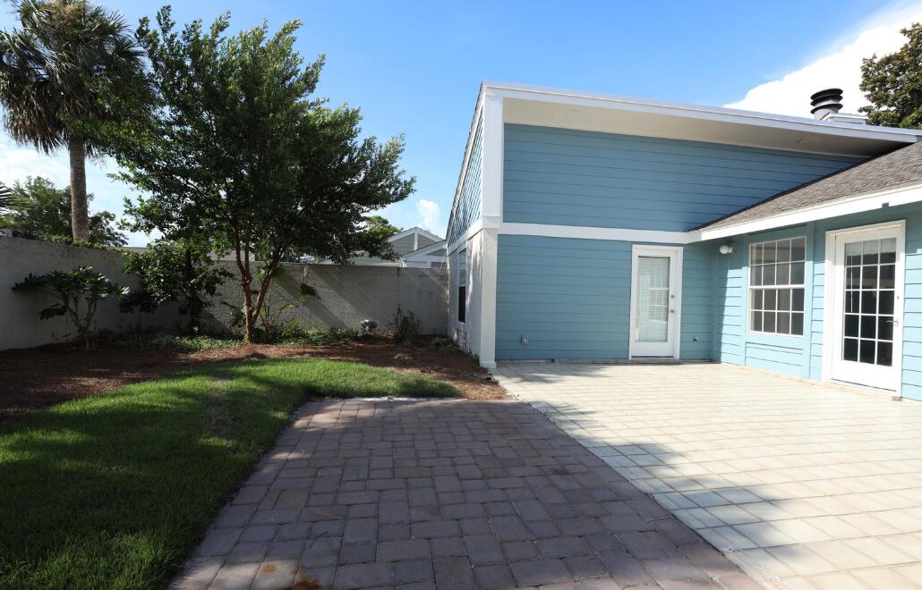 L'ATRIUM - Residential Lease