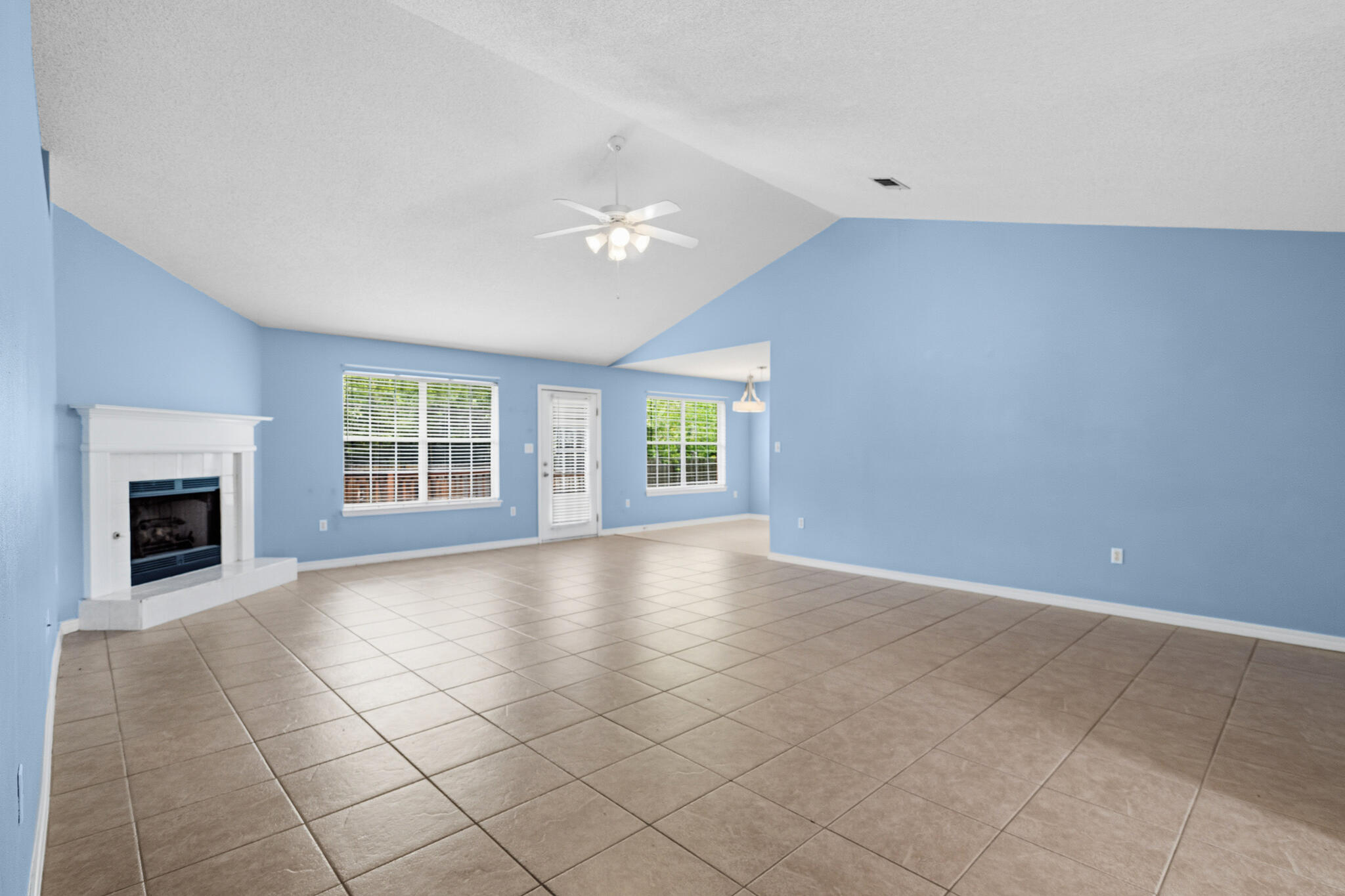 HIDDEN PINES S/D - Residential