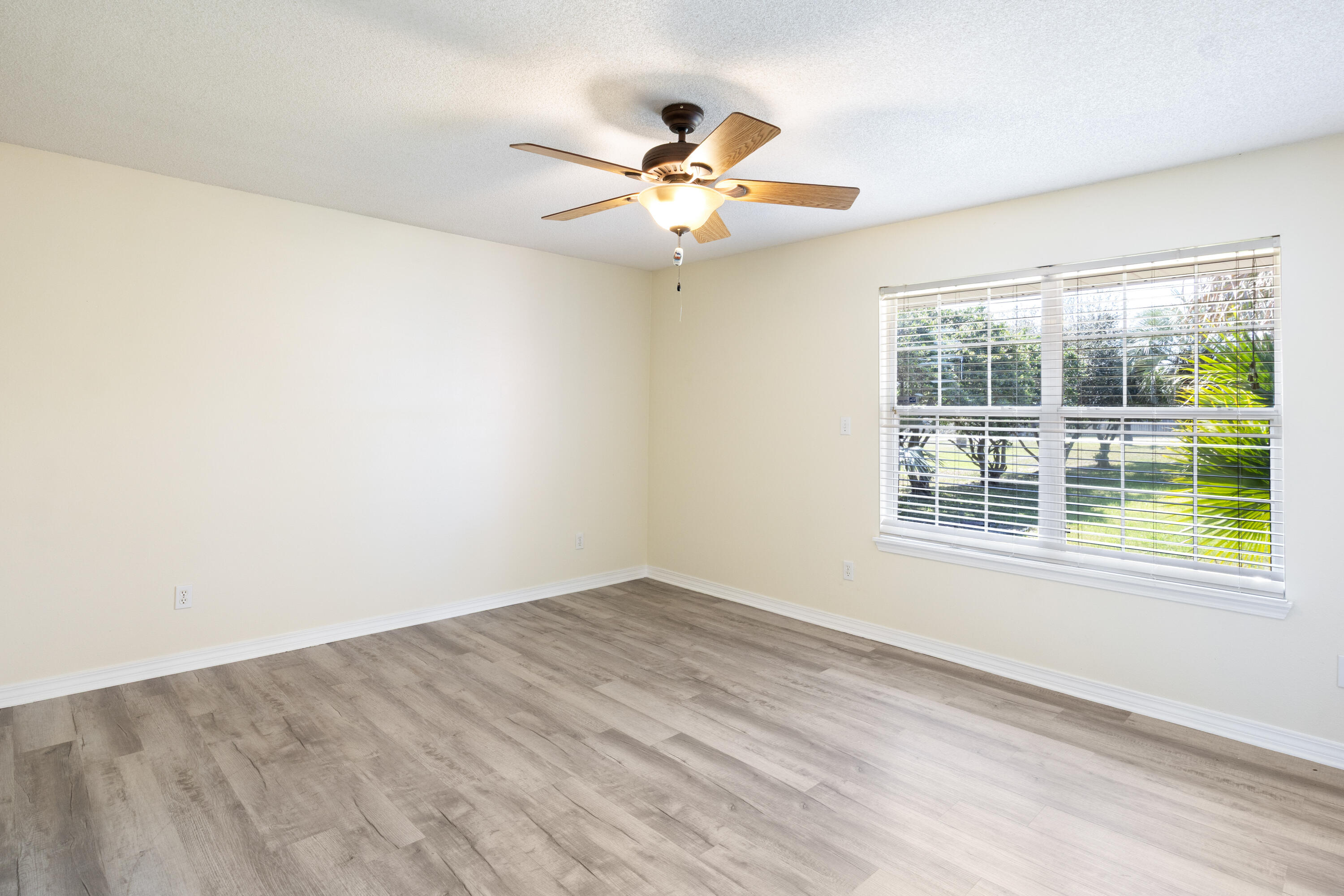 QUAYSIDE VILLAGE PH 2 - Residential