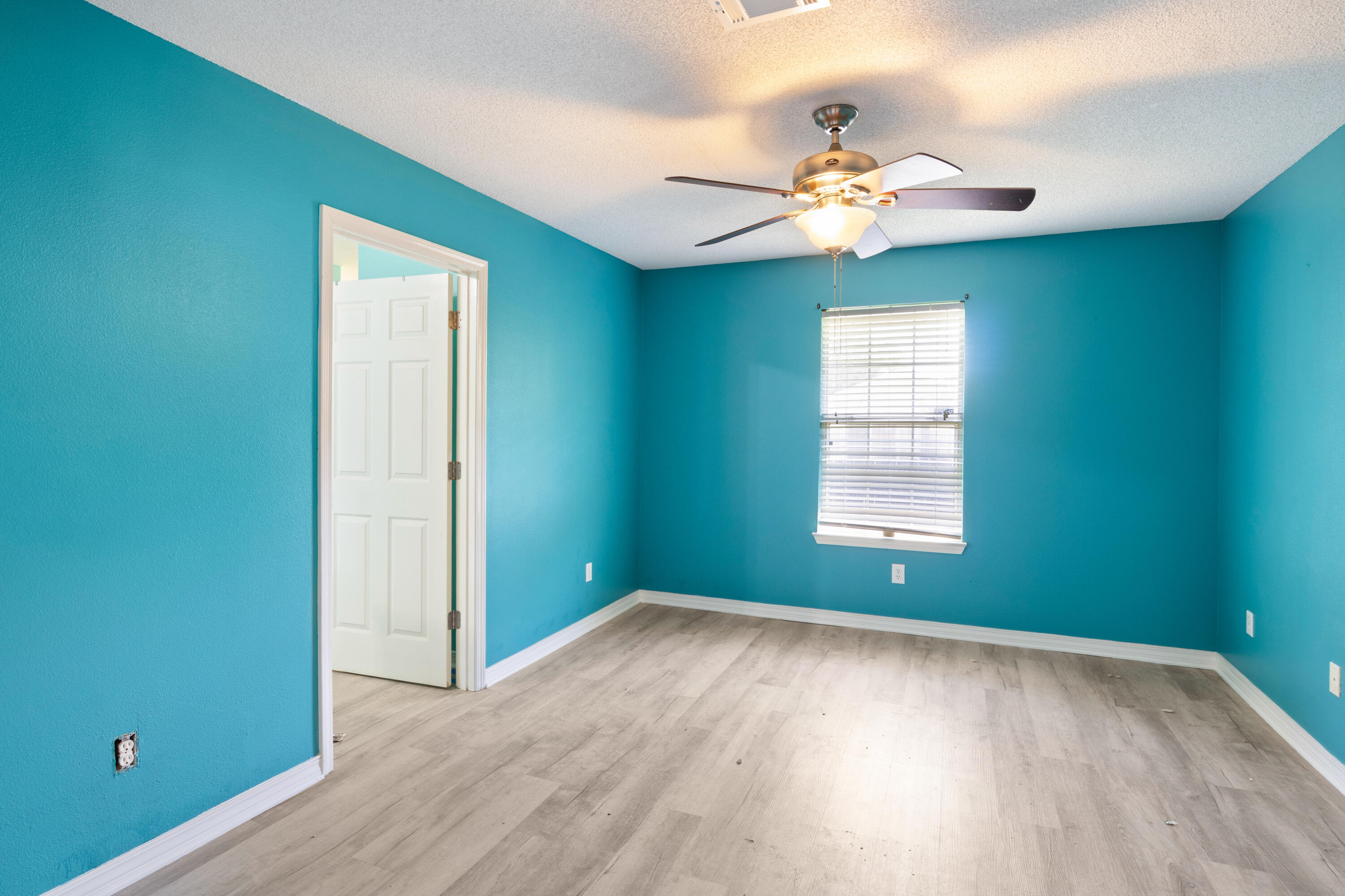 QUAYSIDE VILLAGE PH 2 - Residential