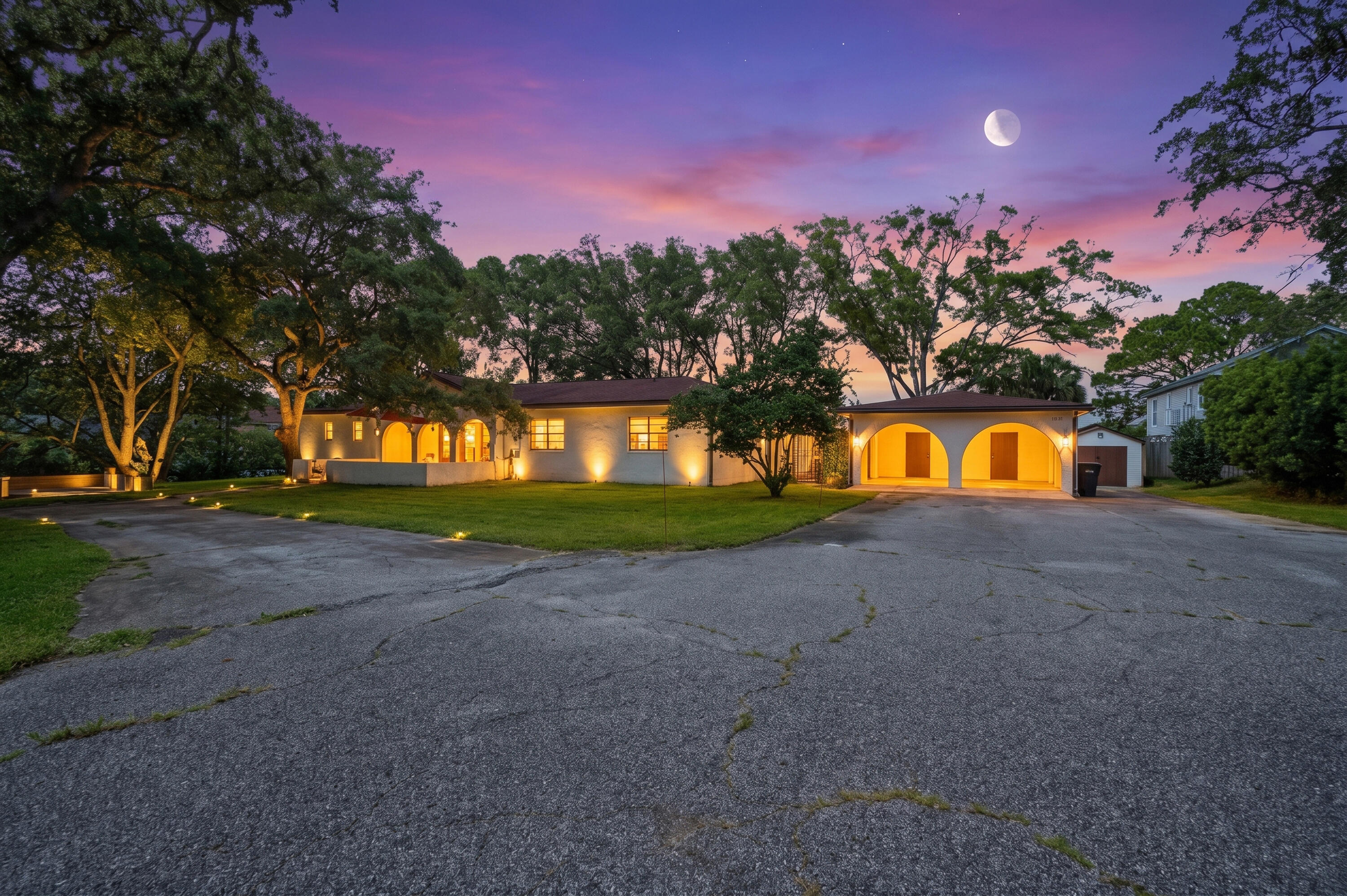 153 NW Beal Parkway