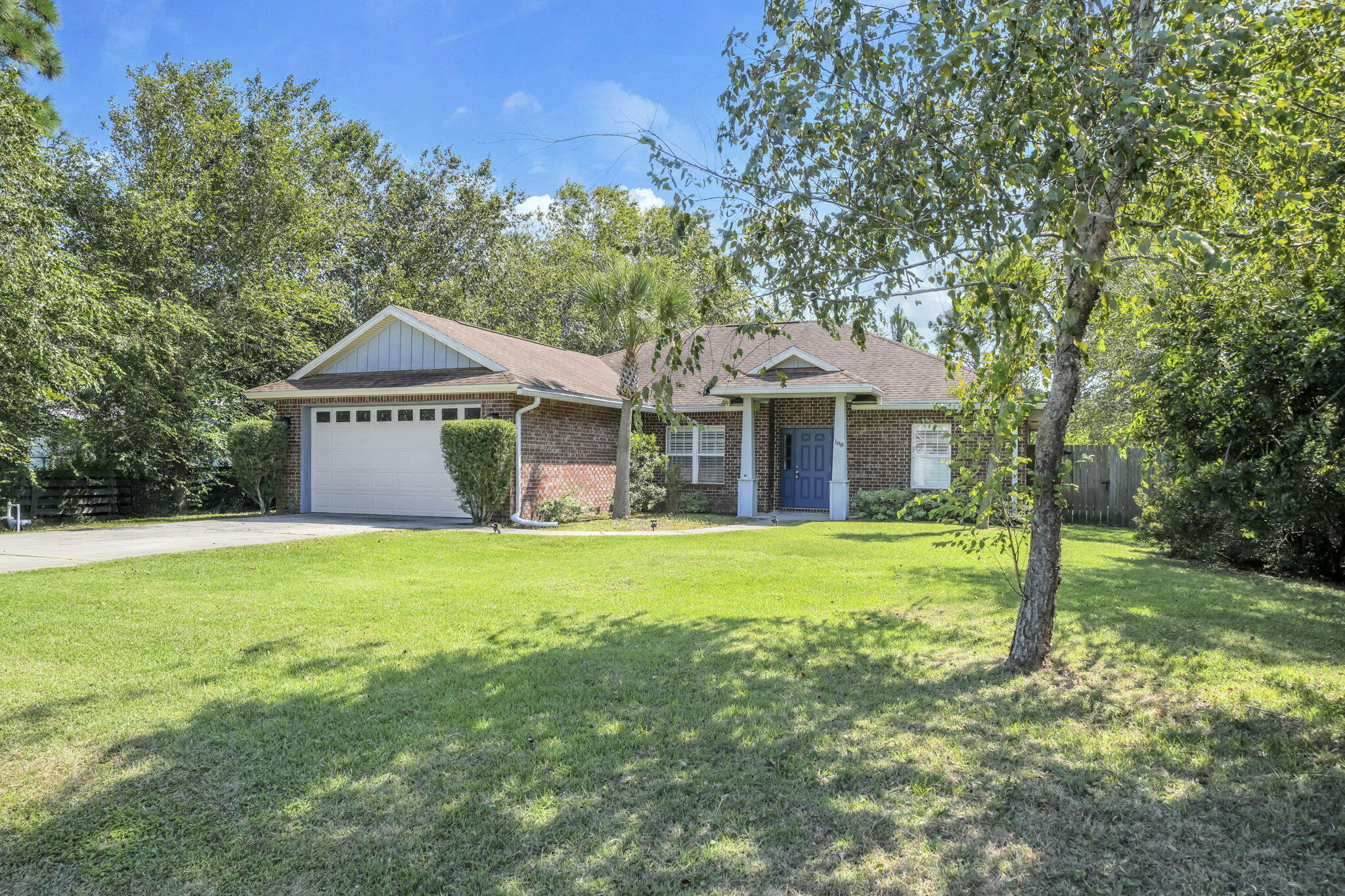 188 Las Roblas Grande Drive