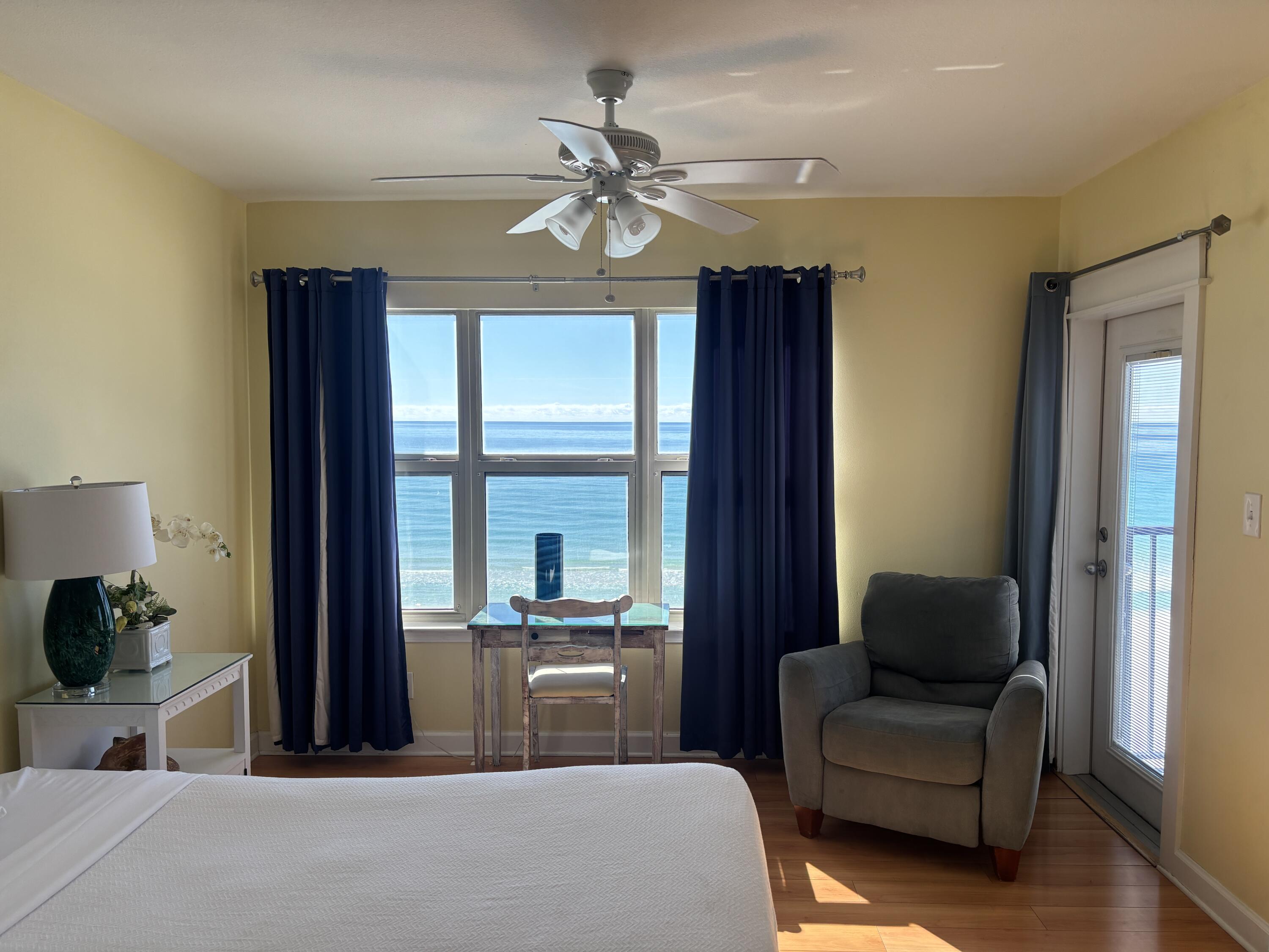 EMERALD TOWERS WEST CONDO - Residential