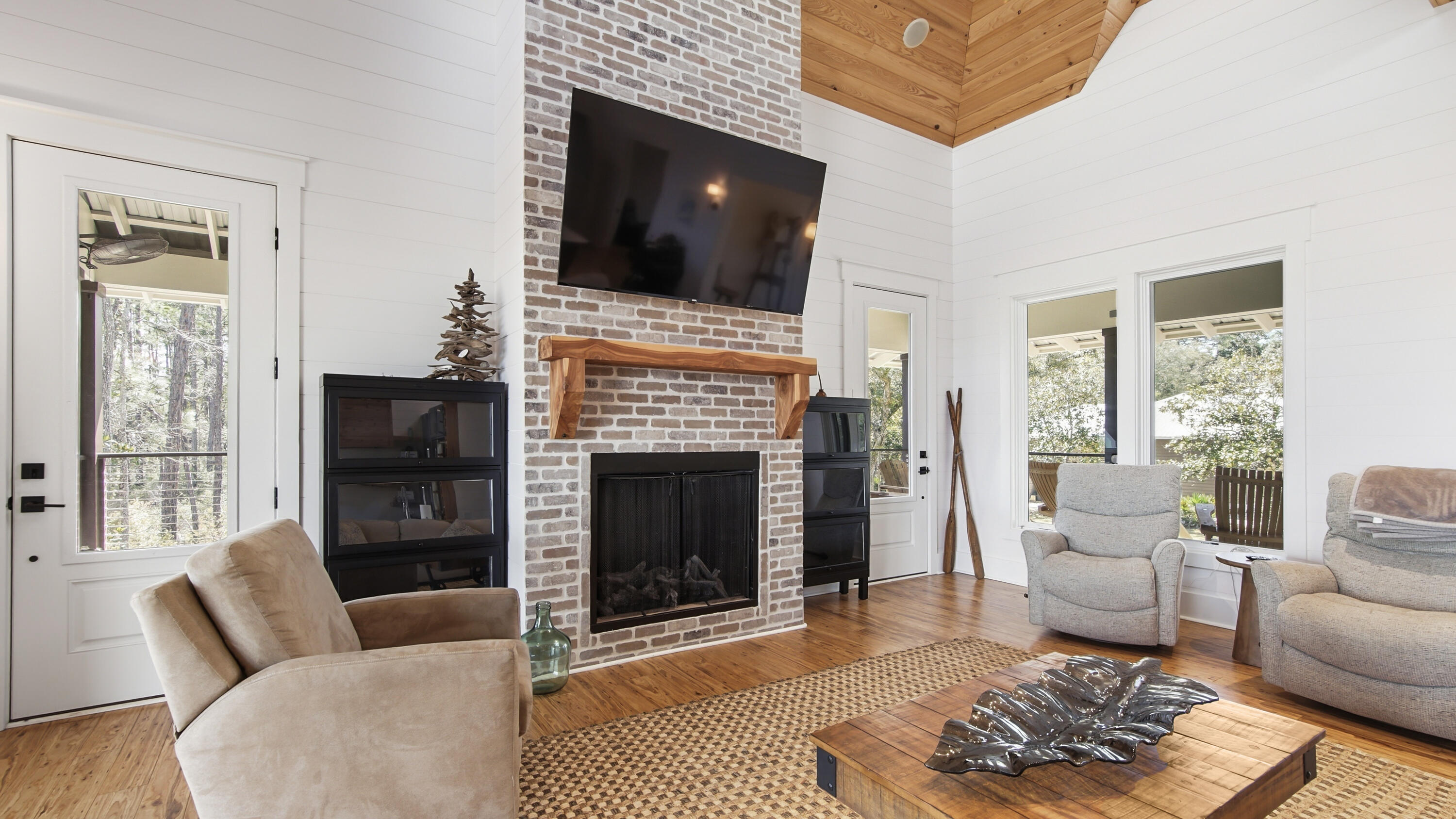 CROSS CREEK SHORES - Residential