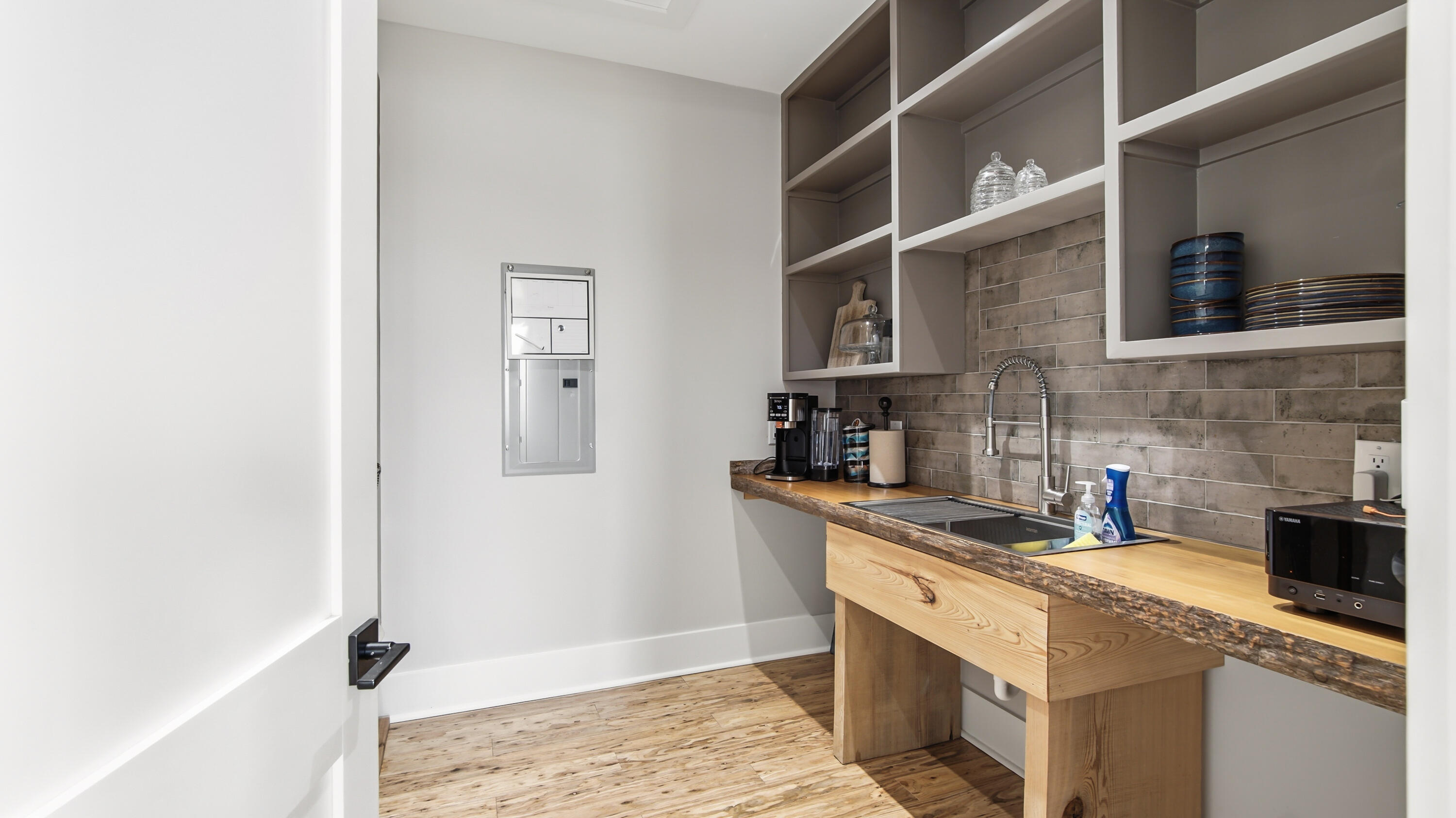 CROSS CREEK SHORES - Residential