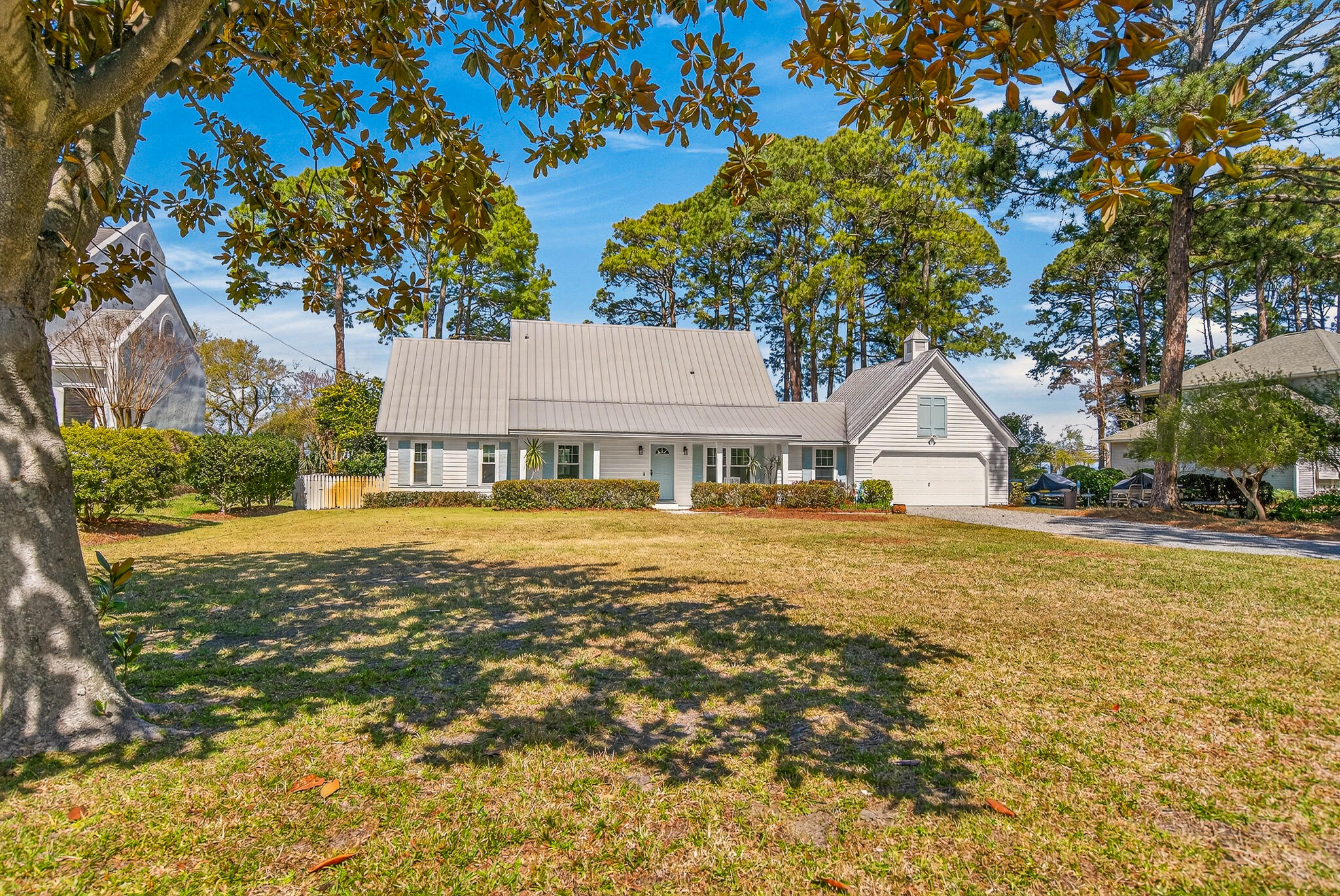 FLAMINGO BEACH - Residential