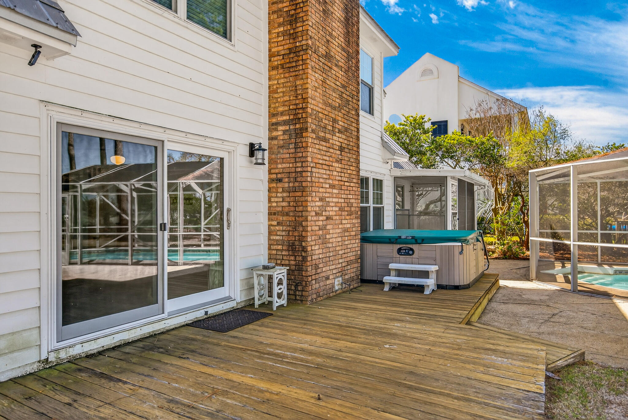 FLAMINGO BEACH - Residential