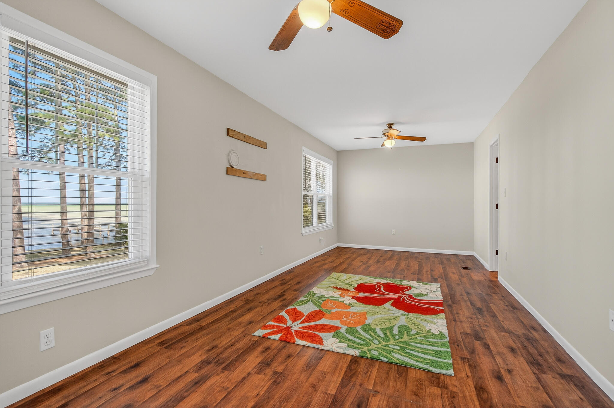 FLAMINGO BEACH - Residential