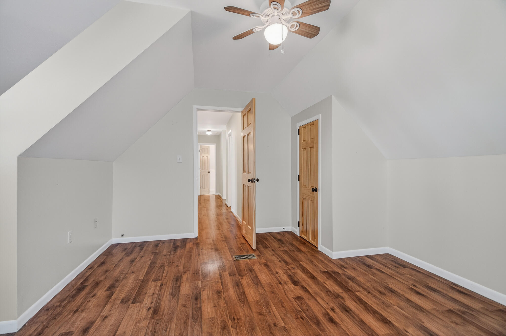 FLAMINGO BEACH - Residential