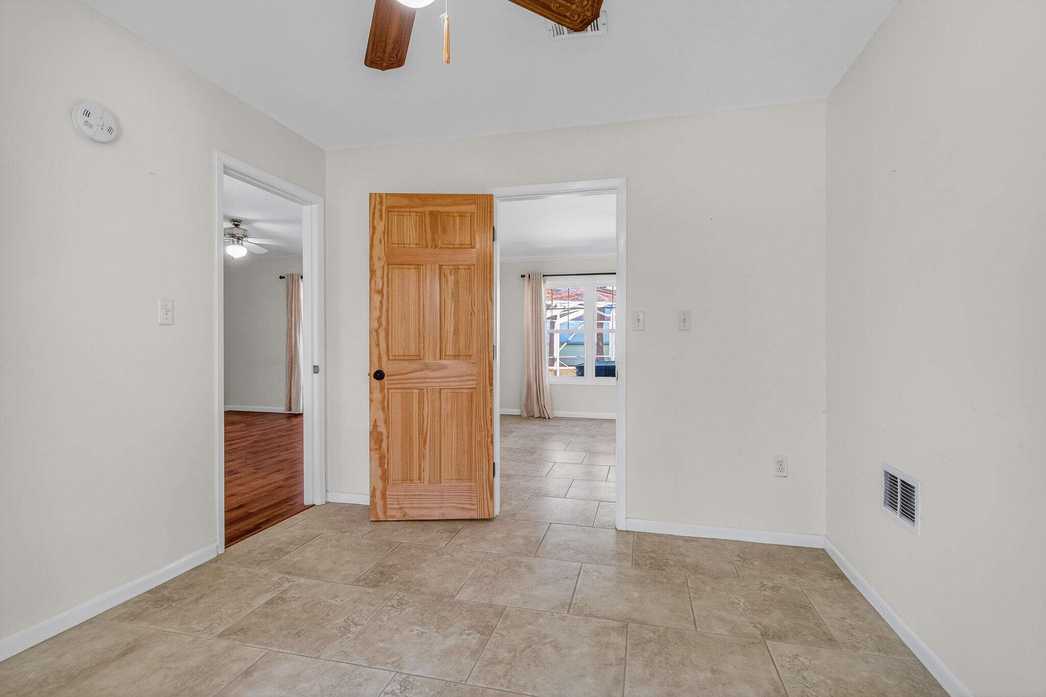 FLAMINGO BEACH - Residential