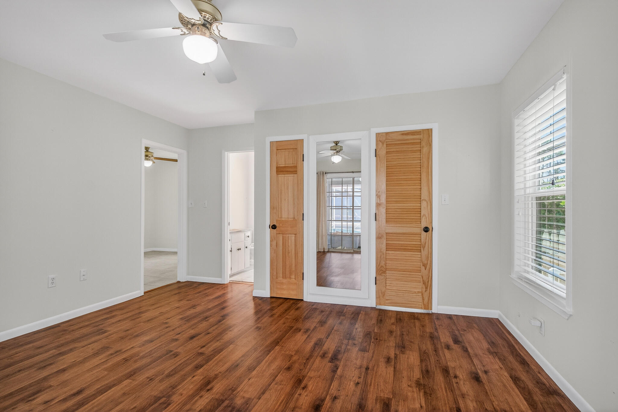 FLAMINGO BEACH - Residential