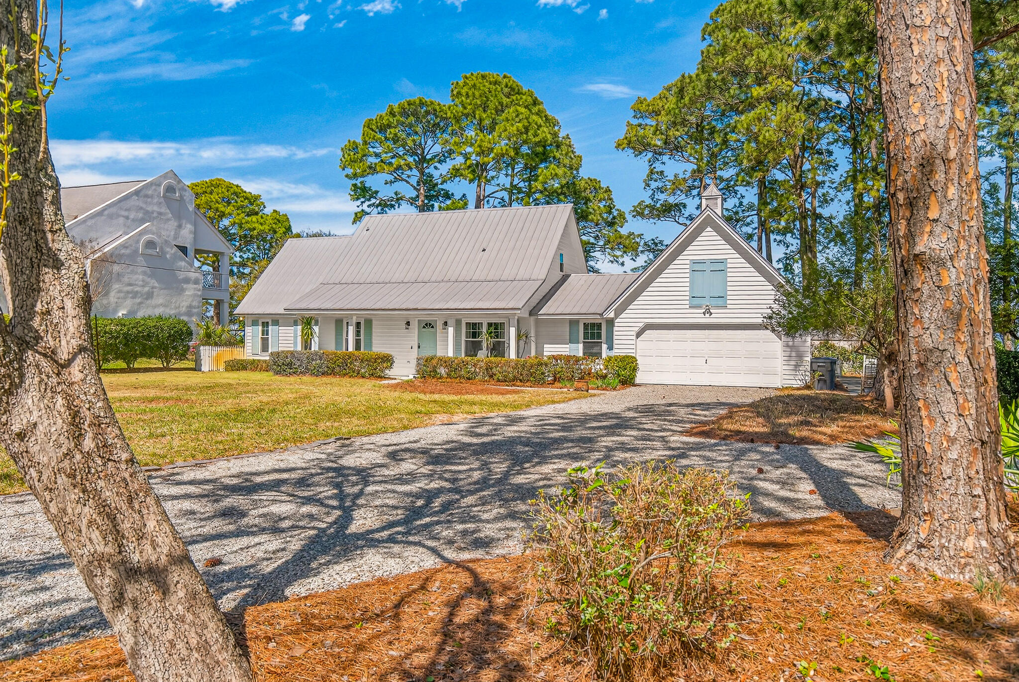 FLAMINGO BEACH - Residential