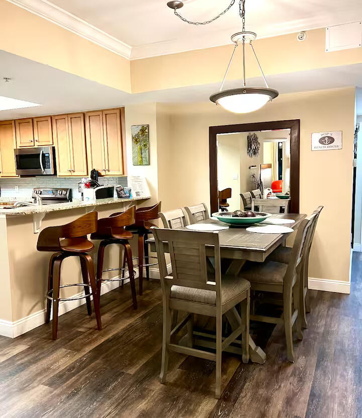 THE PALMS OF DESTIN - Residential