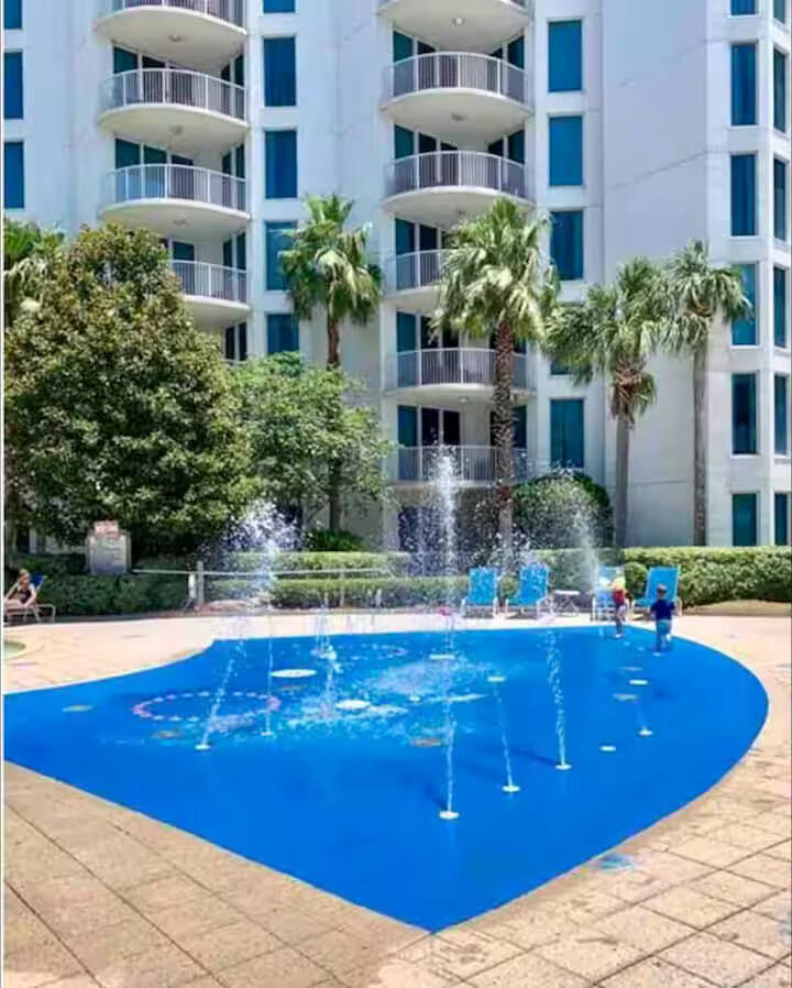 THE PALMS OF DESTIN - Residential