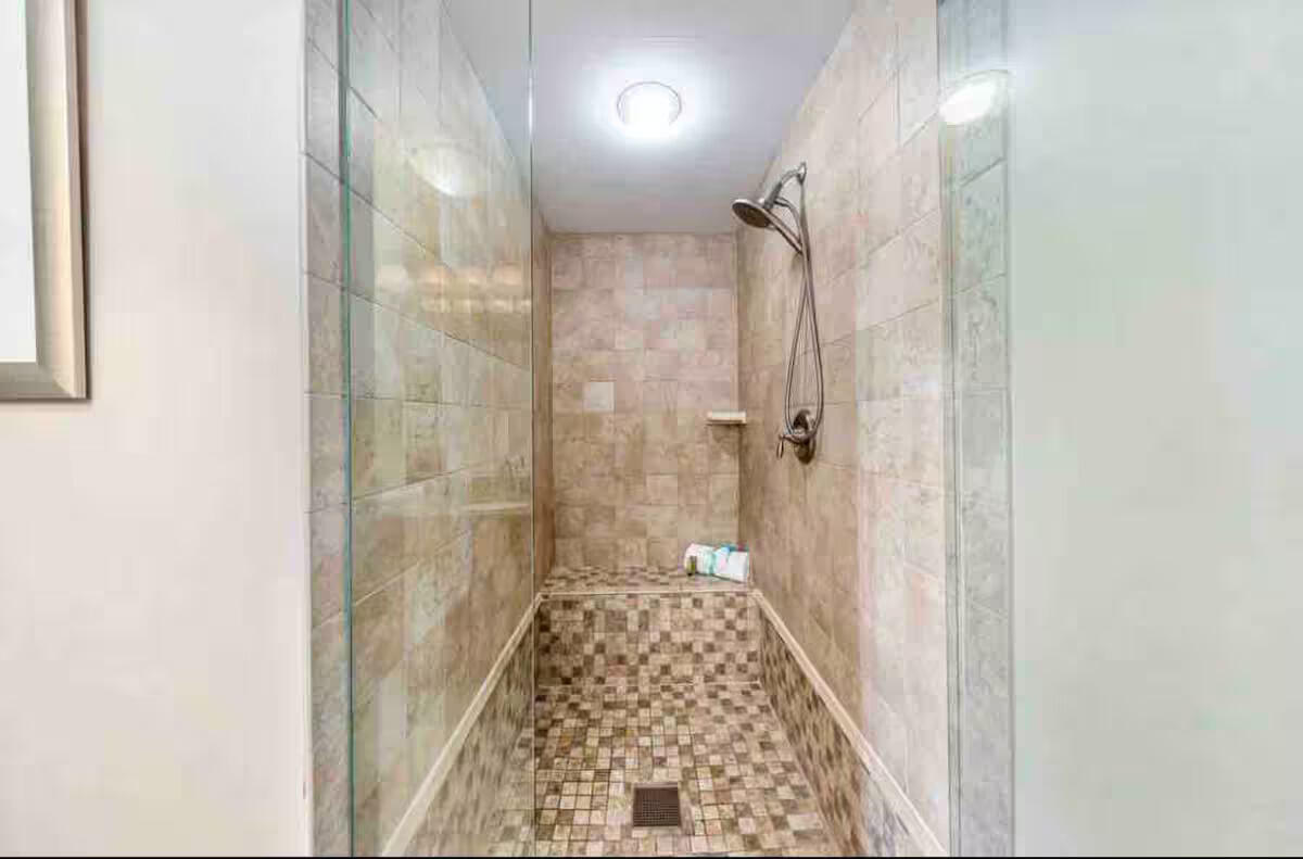 THE PALMS OF DESTIN - Residential