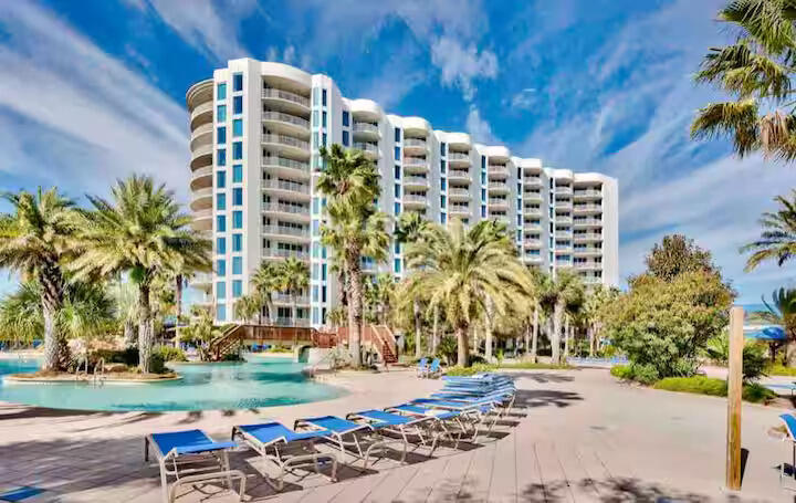 THE PALMS OF DESTIN - Residential