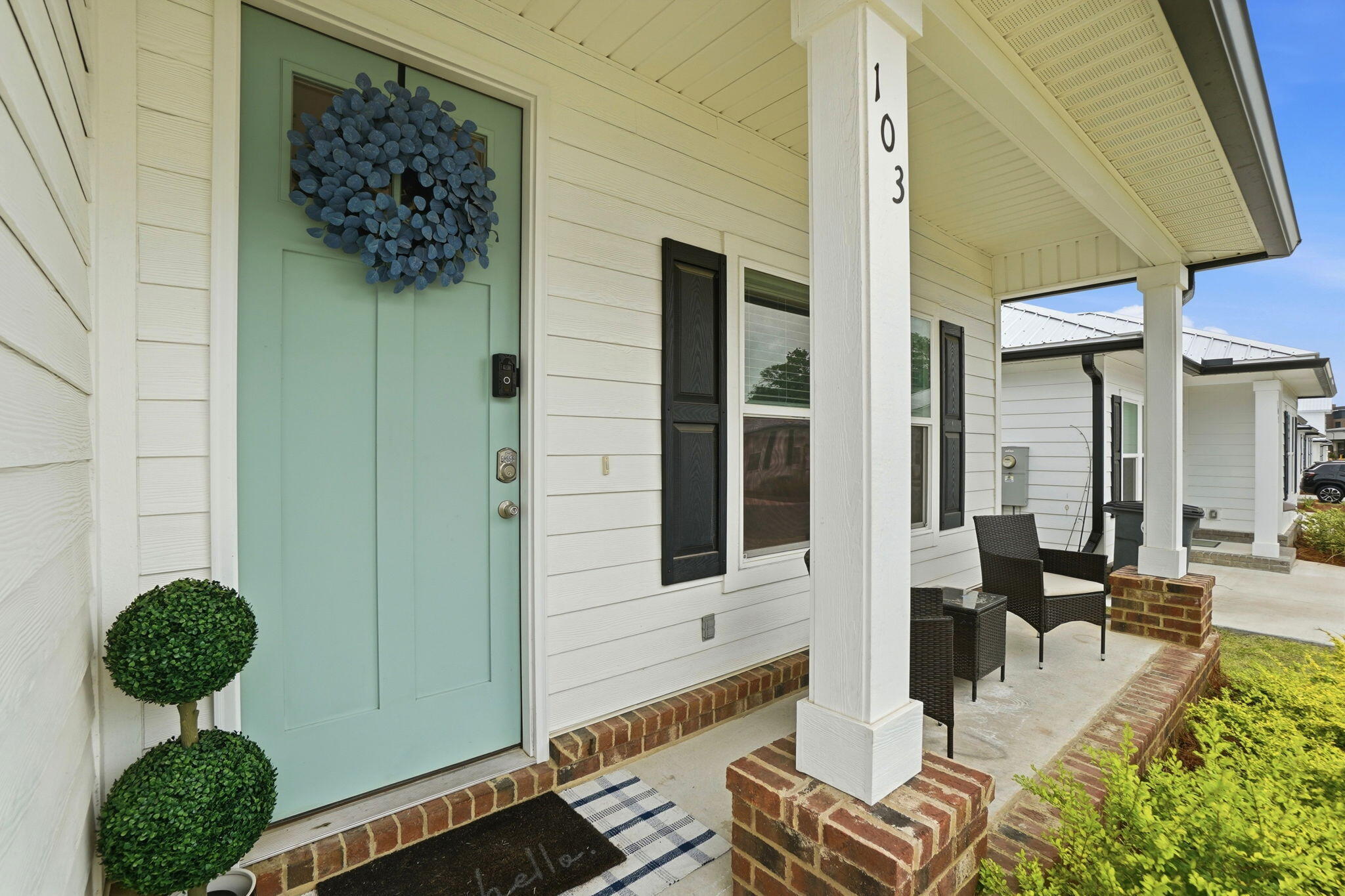 KAKE COTTAGES - Residential