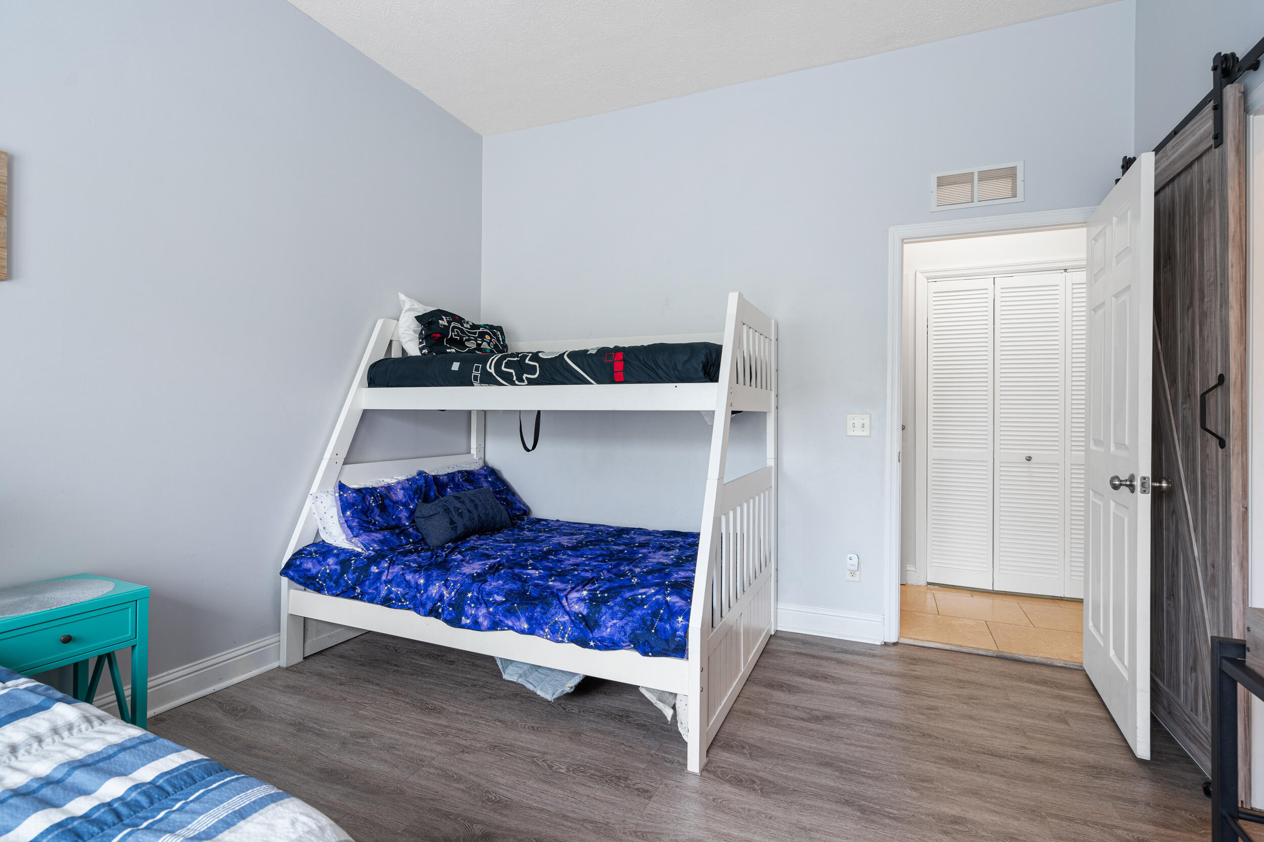 The Palms - Residential