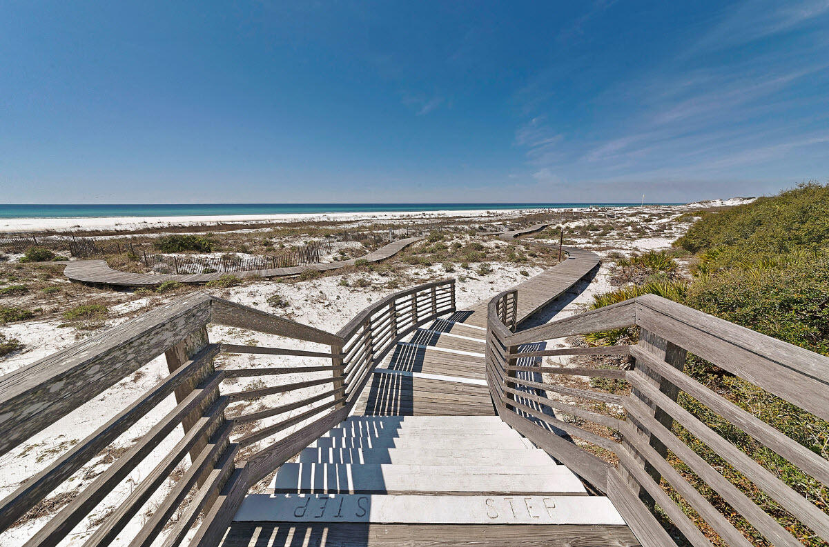 CAMP CREEK LAKE - Residential