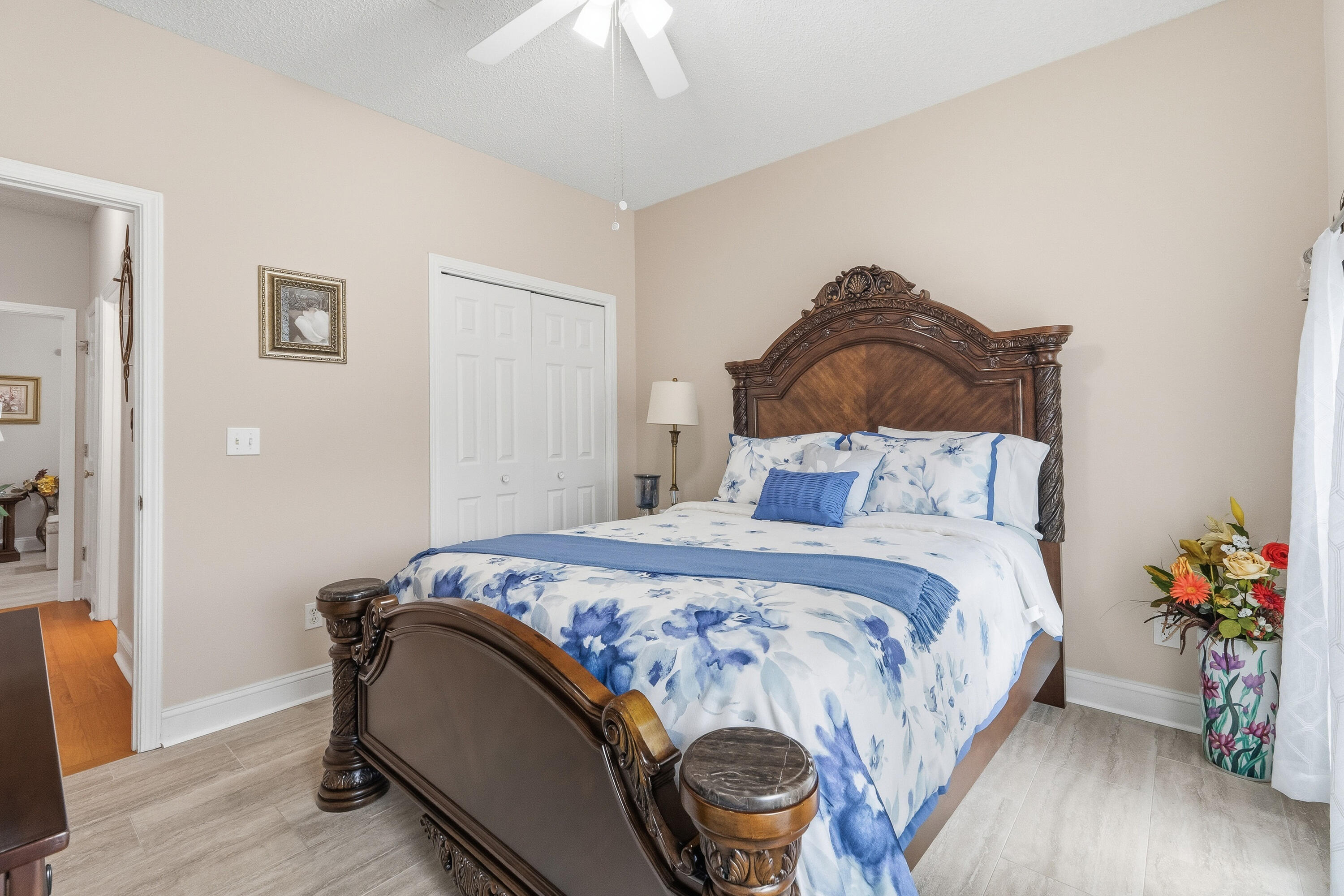 HOLLEY BY THE SEA - Residential