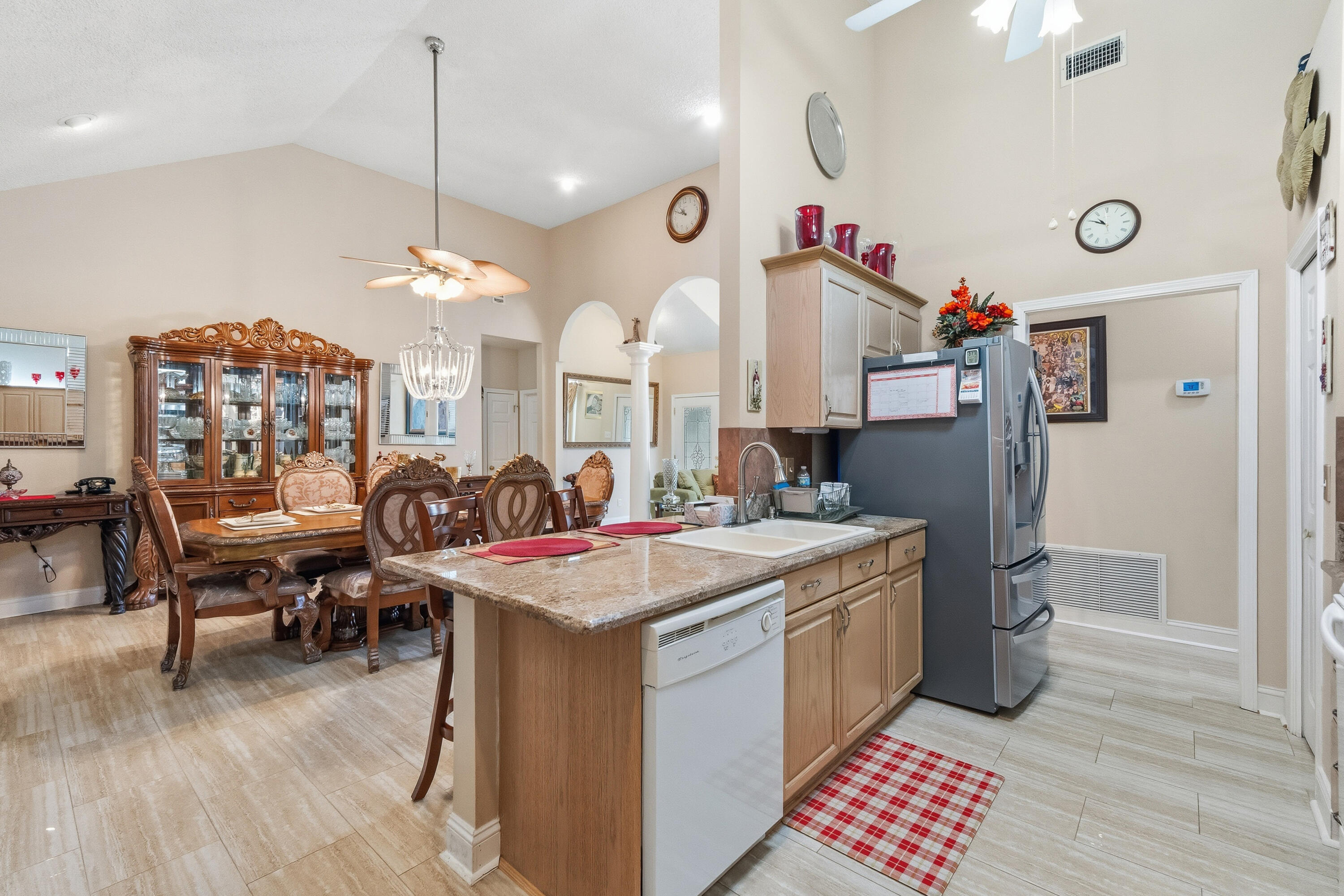 HOLLEY BY THE SEA - Residential