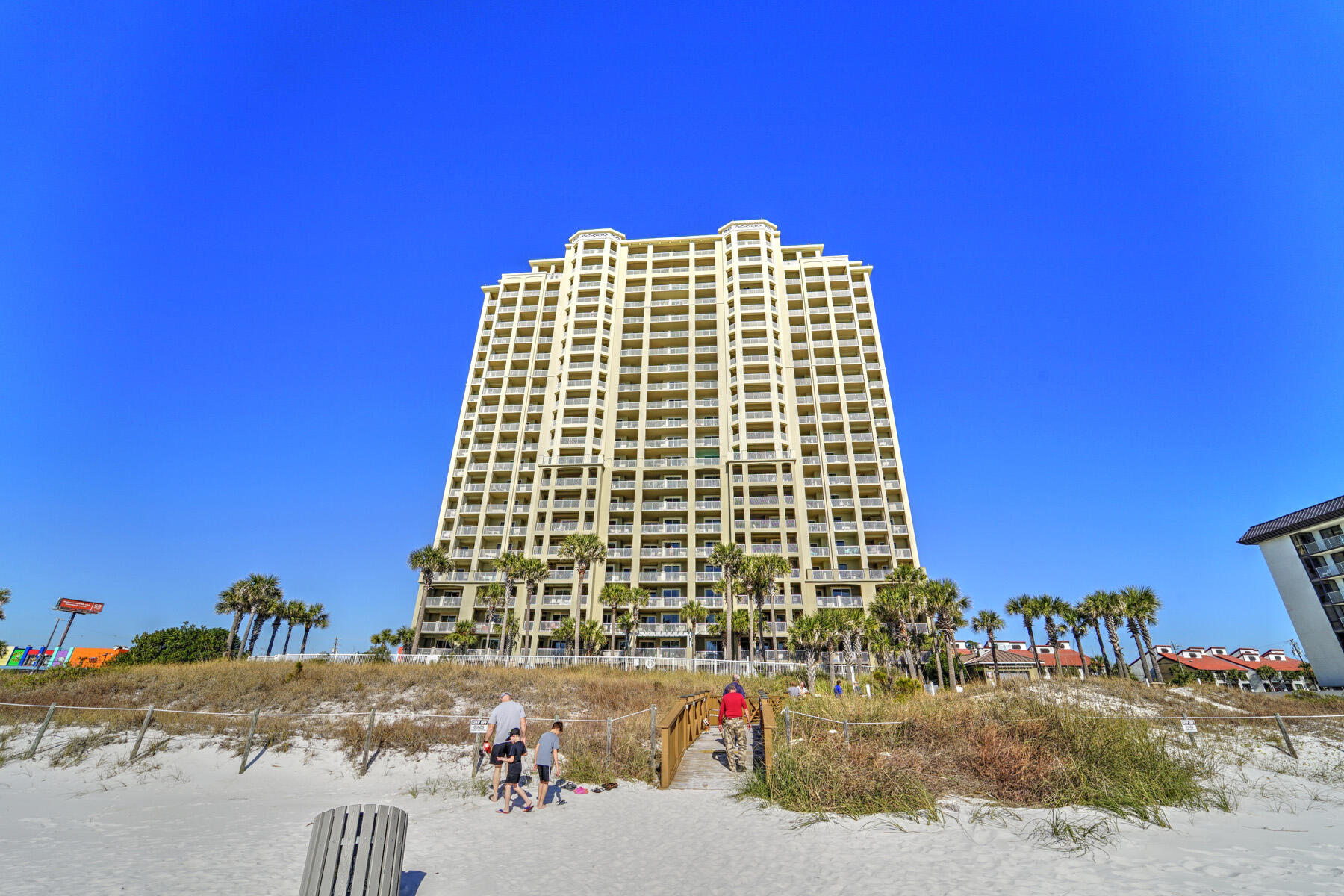 GRAND PANAMA BEACH RESORTS - Residential
