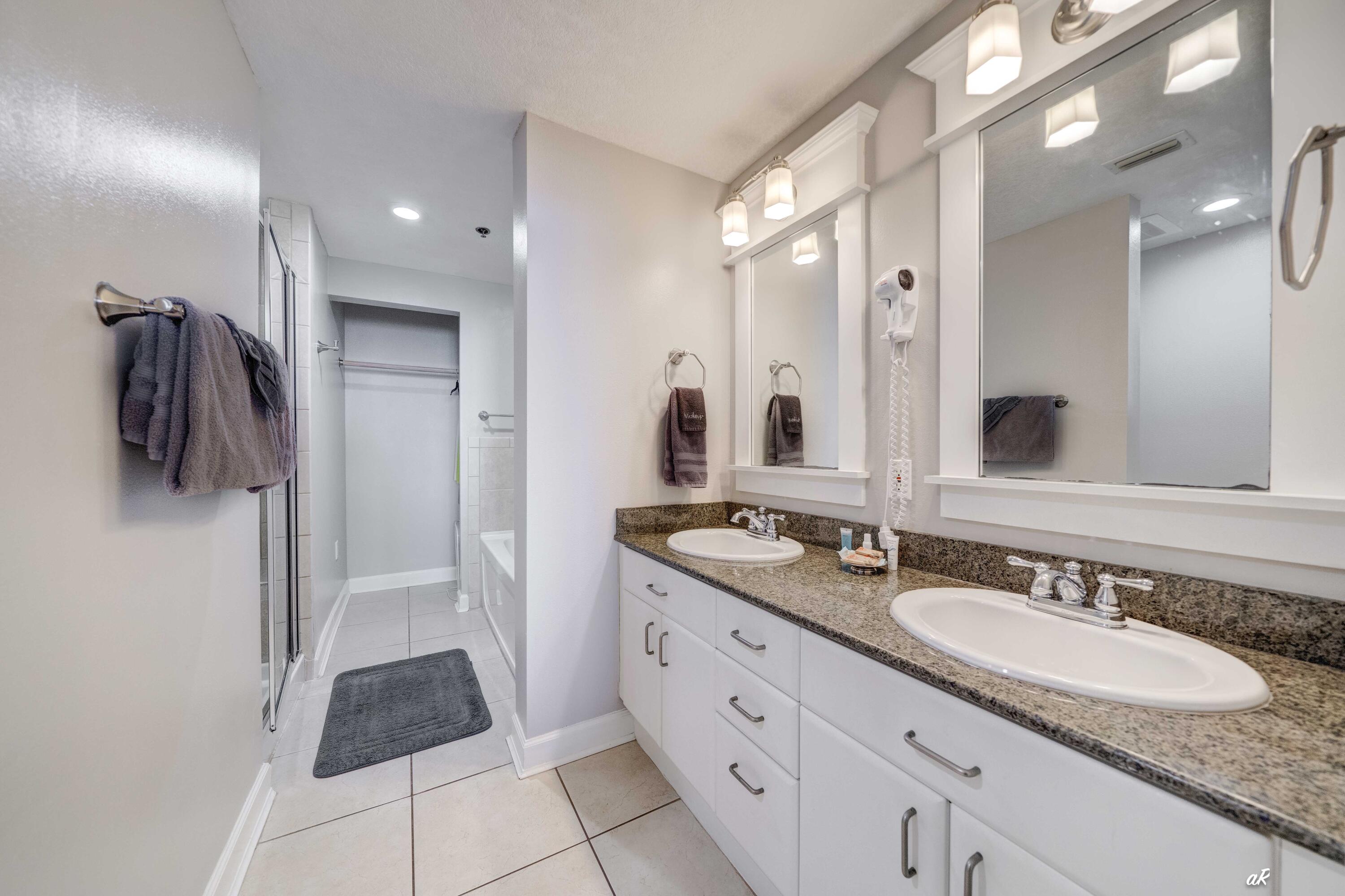 GRAND PANAMA BEACH RESORTS - Residential