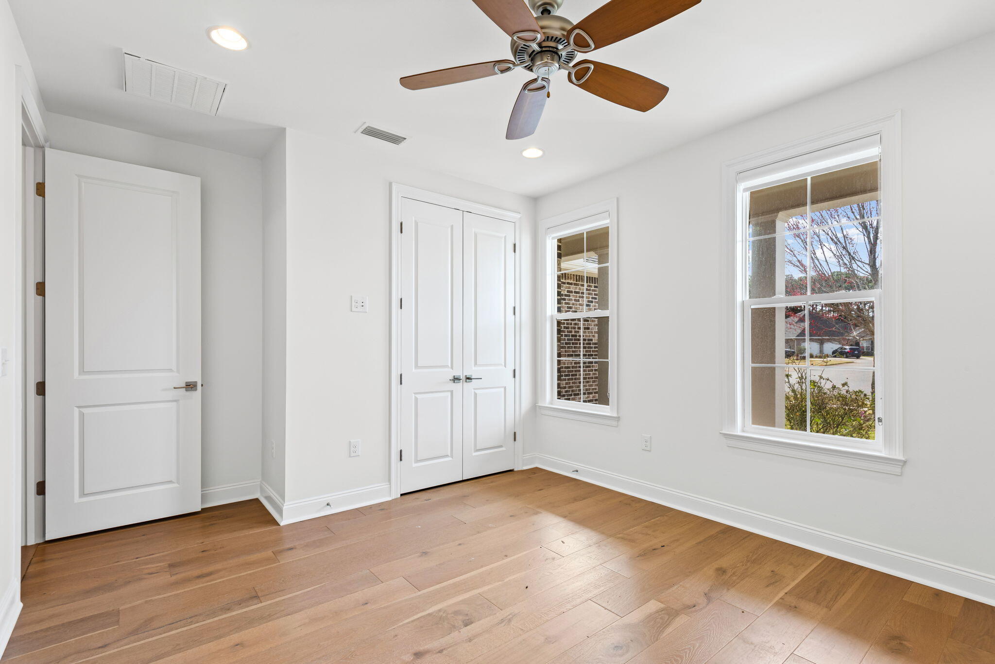 MAGNOLIA WOODS - Residential