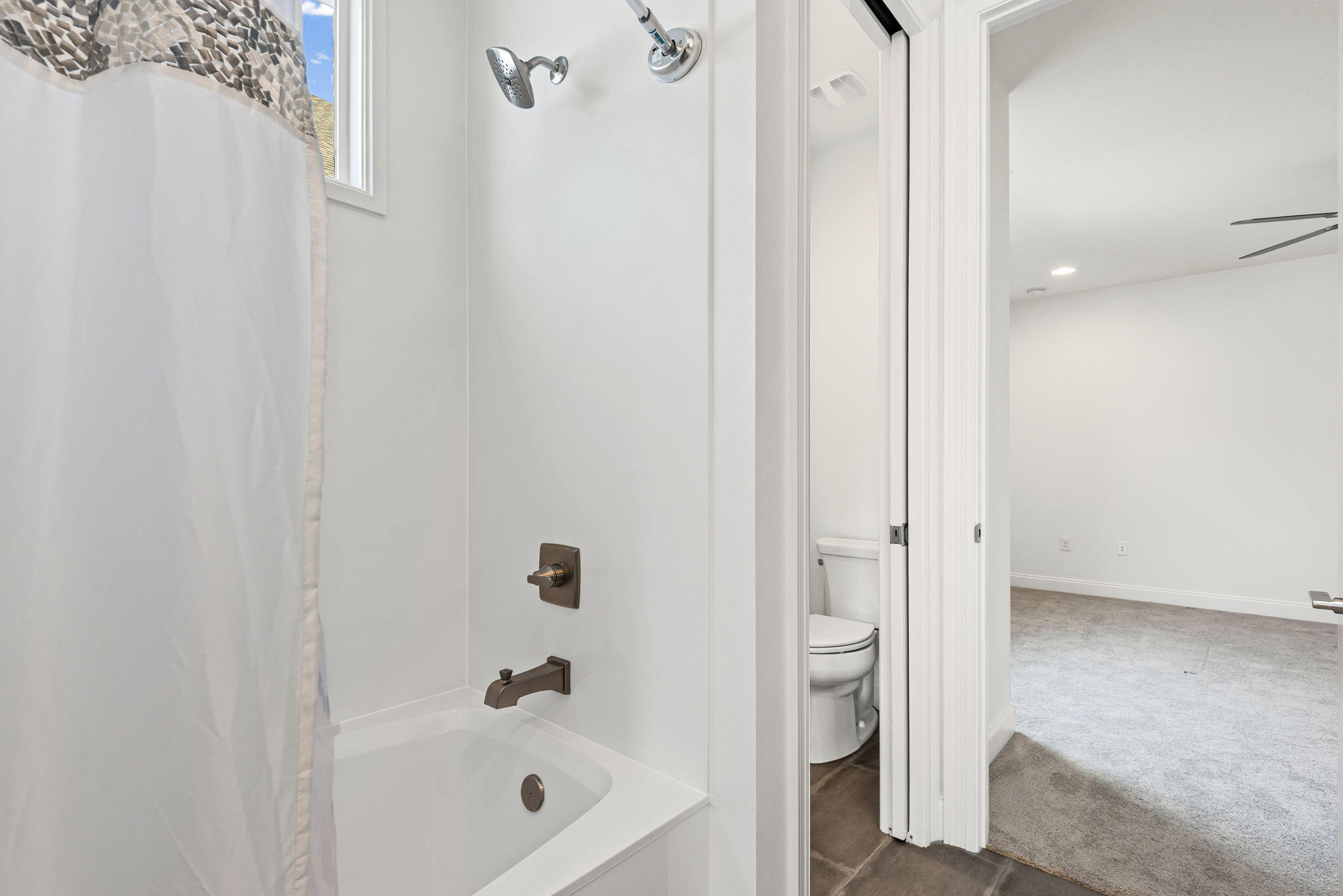 MAGNOLIA WOODS - Residential