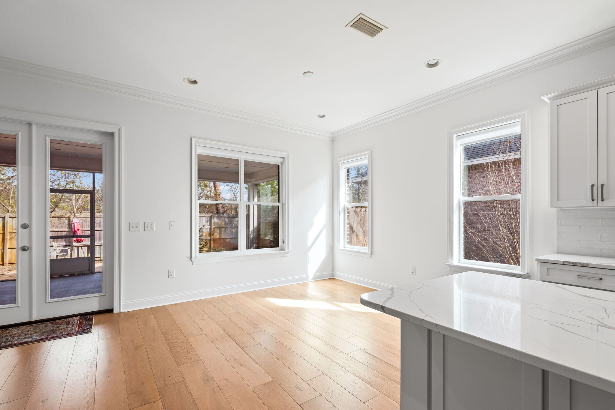 MAGNOLIA WOODS - Residential