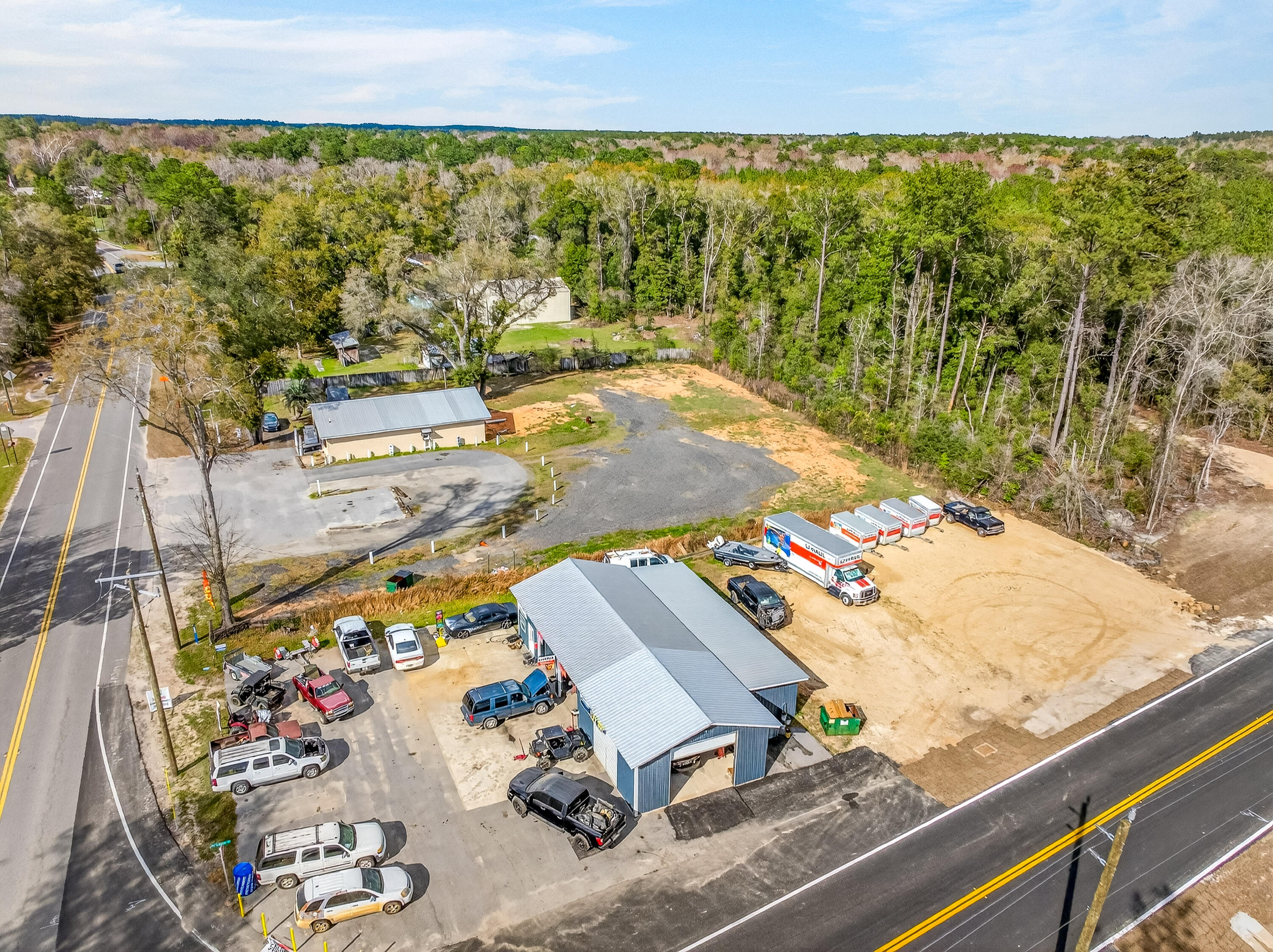 METES & BOUNDS - Land