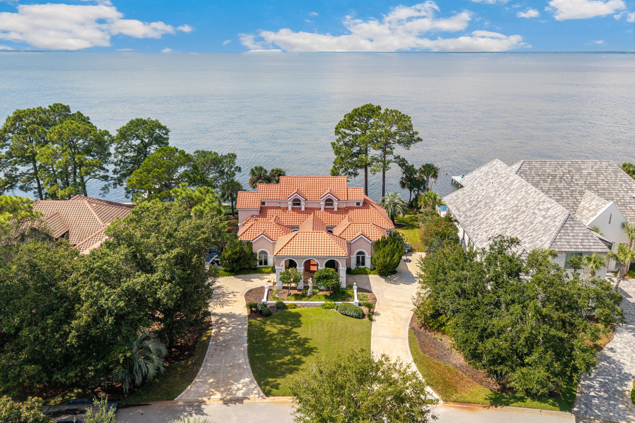 3219 Bay Estates Circle