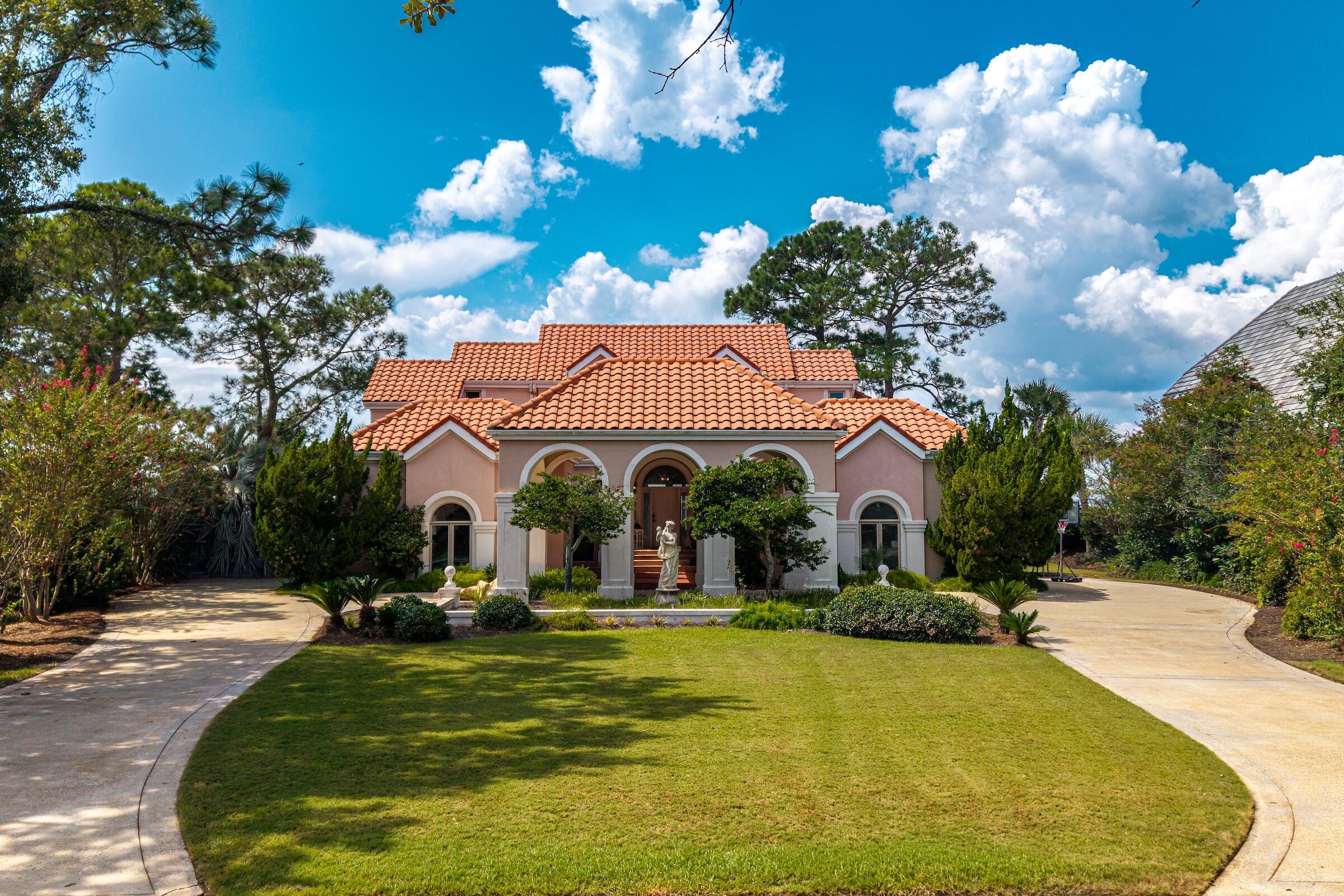 3219 Bay Estates Circle