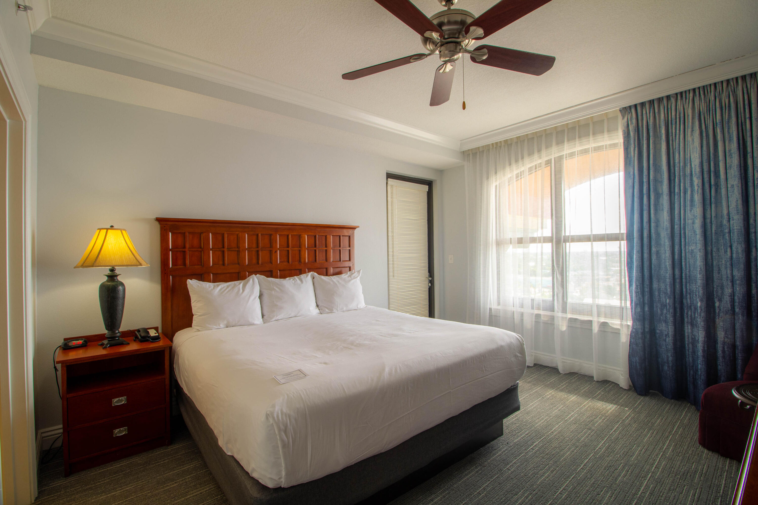 EMERALD GRANDE - Residential