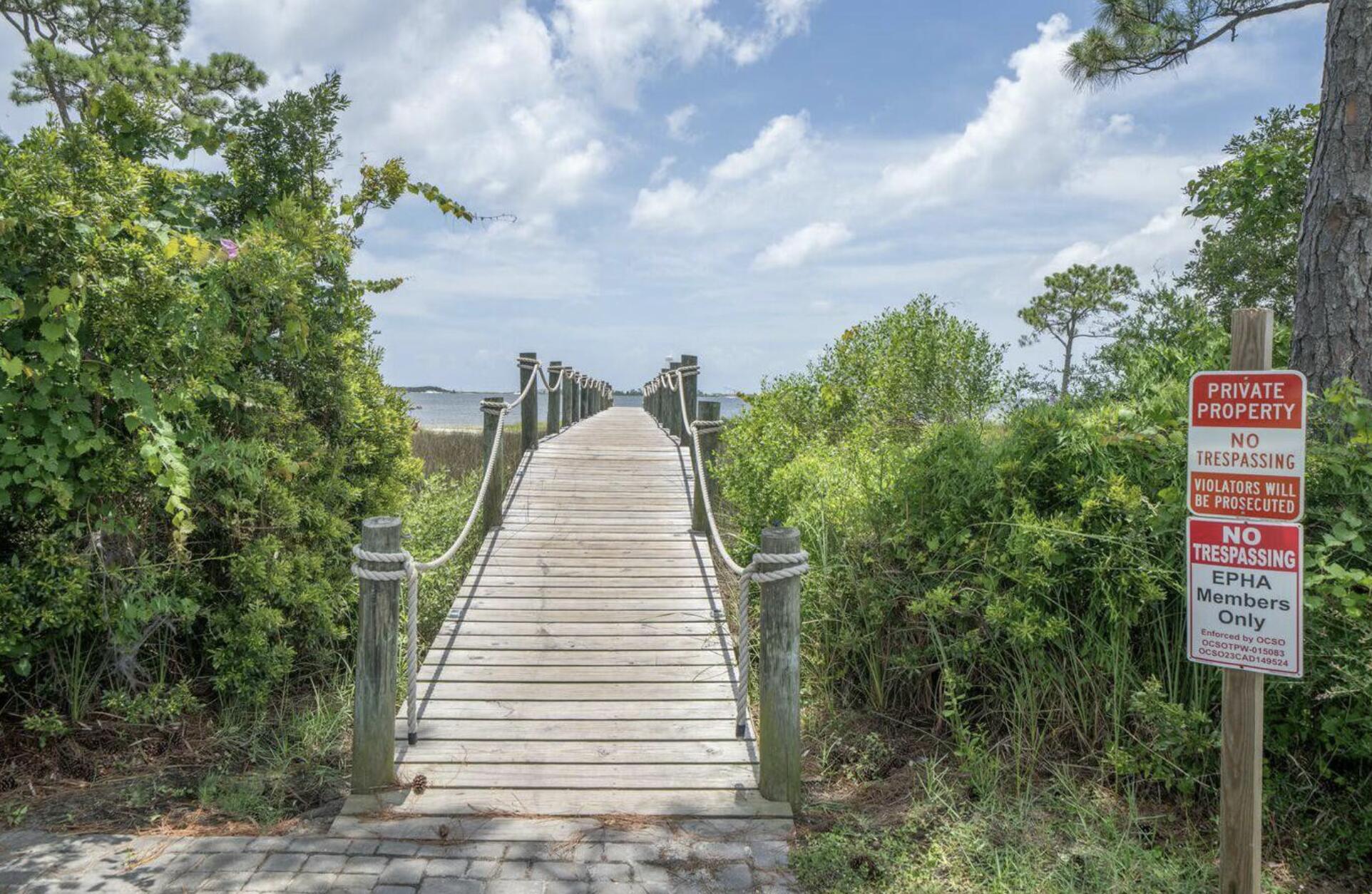 EMERALD POINTE PLAT 1 - Residential