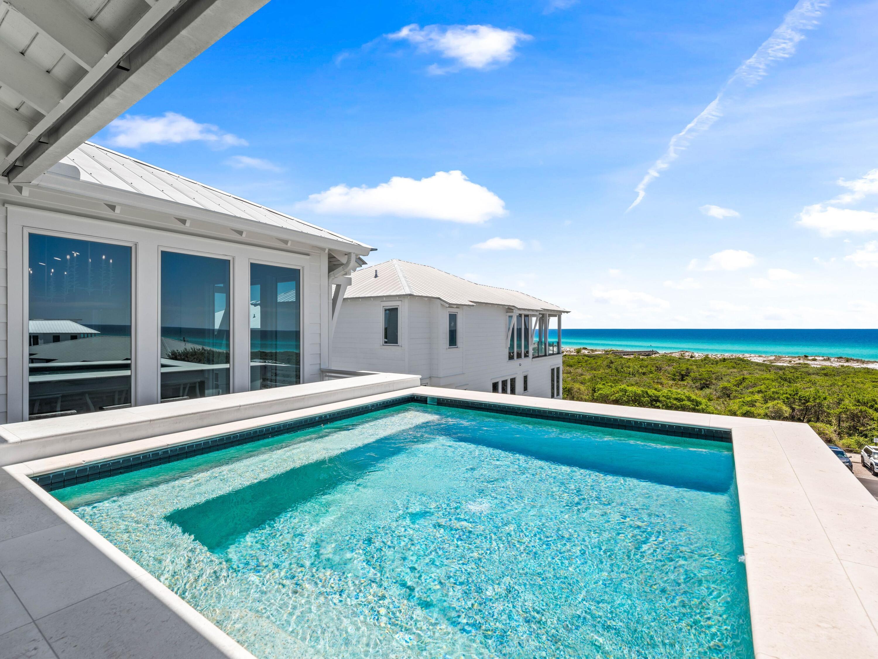 MALA BEACH - Residential