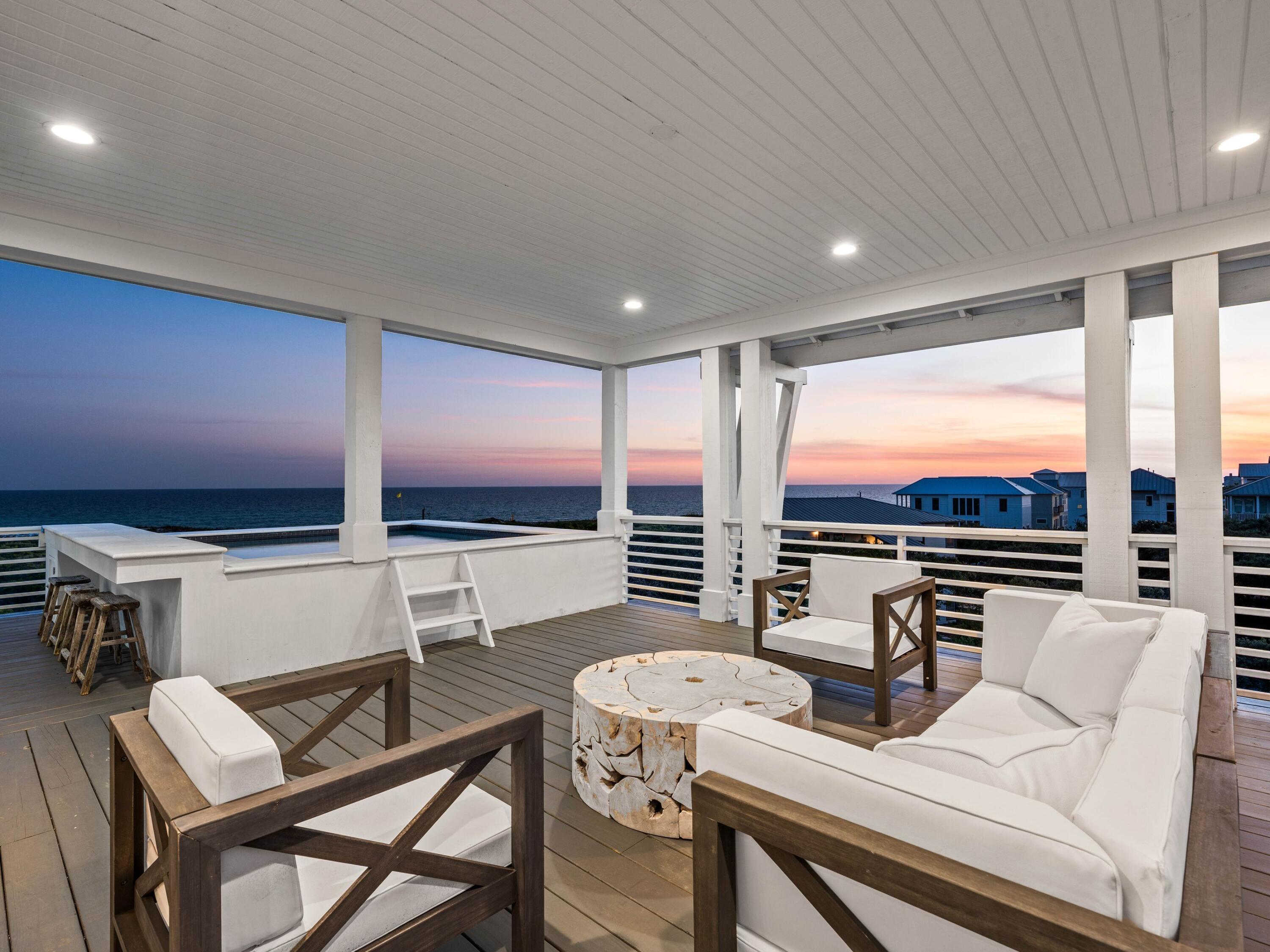 MALA BEACH - Residential
