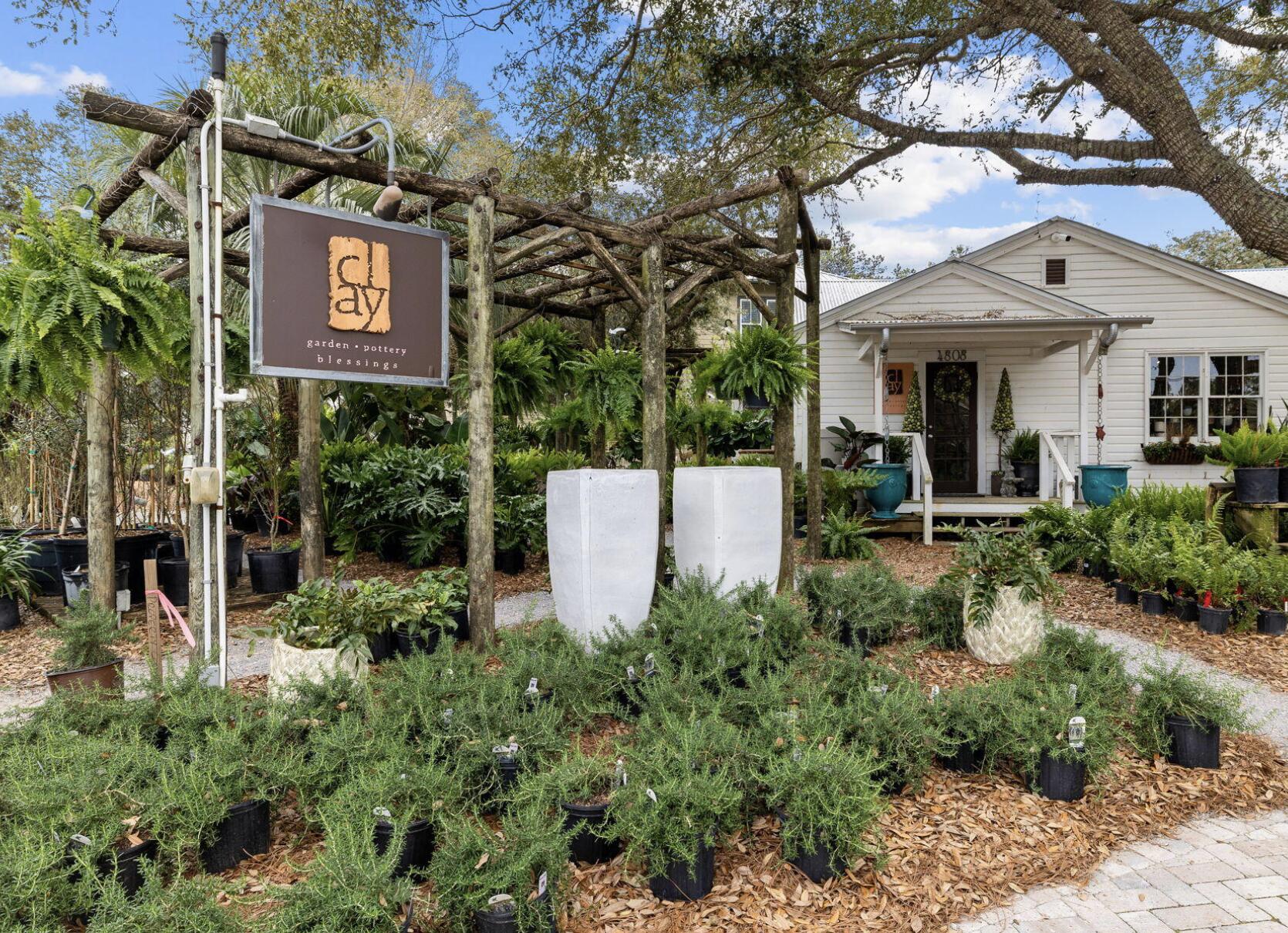 EASTERN LAKE S/D - Residential