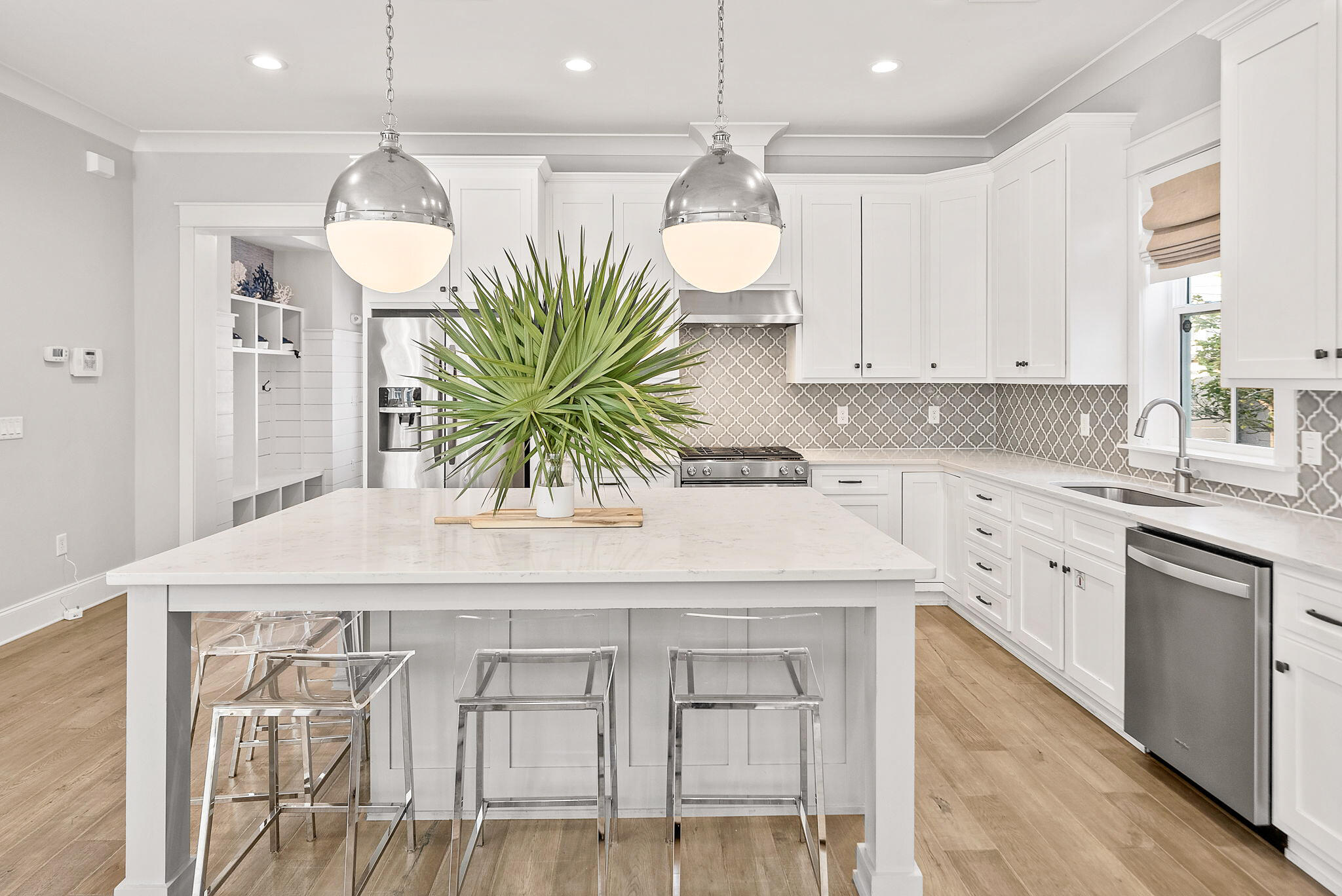 EASTERN LAKE S/D - Residential